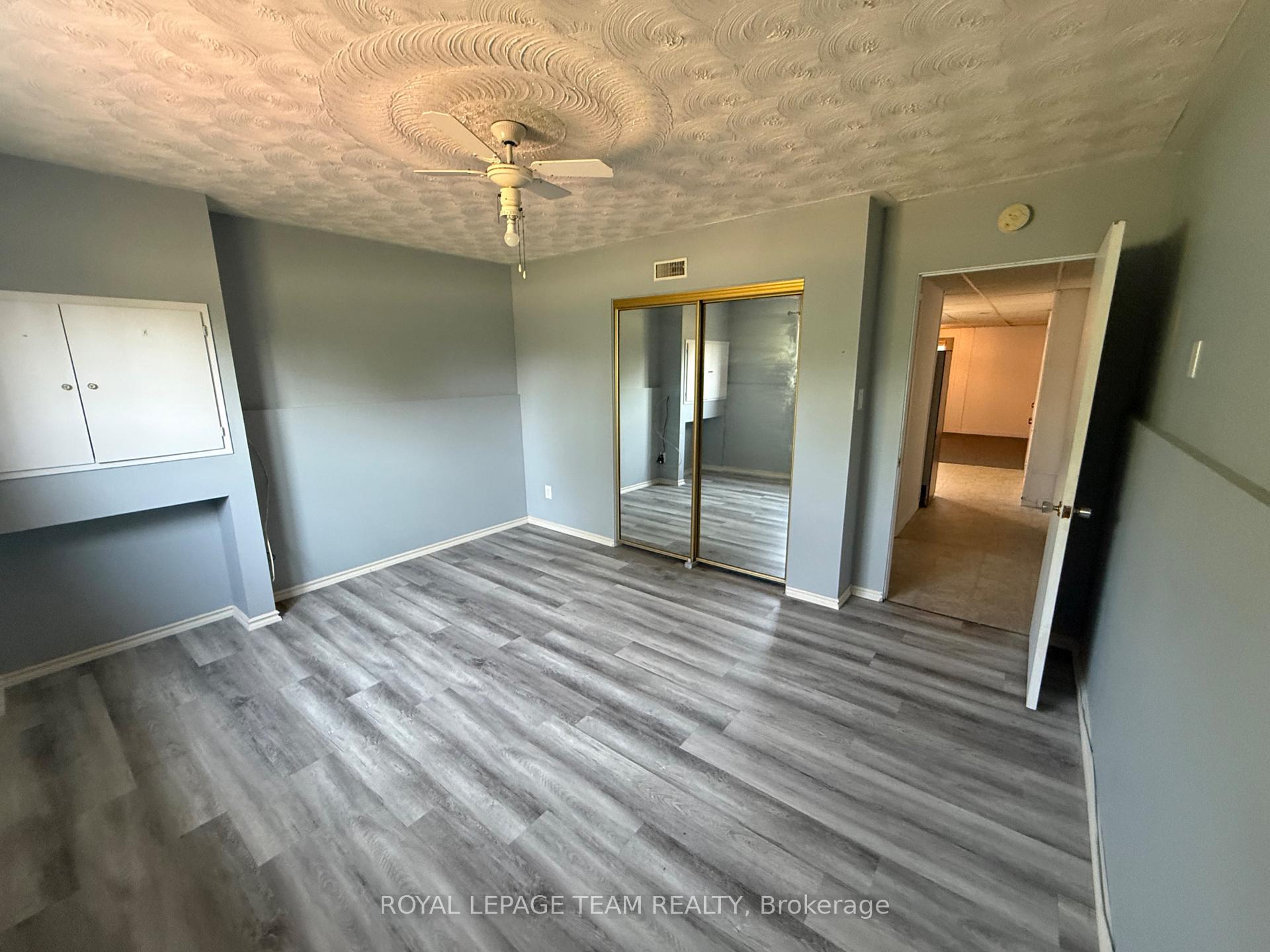 Photo 17 of Unit B, 1523 Maxime Street, Ottawa, Pineview — HOMEH