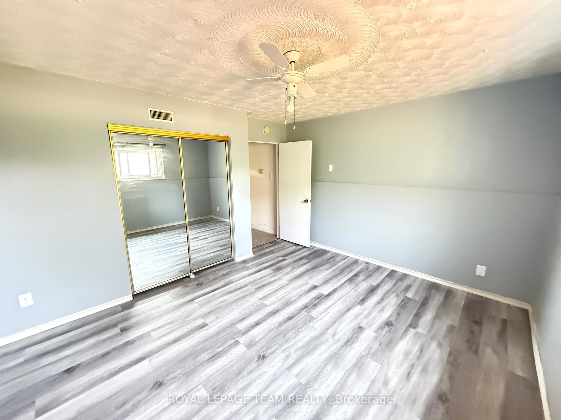 Photo 20 of Unit B, 1523 Maxime Street, Ottawa, Pineview — HOMEH