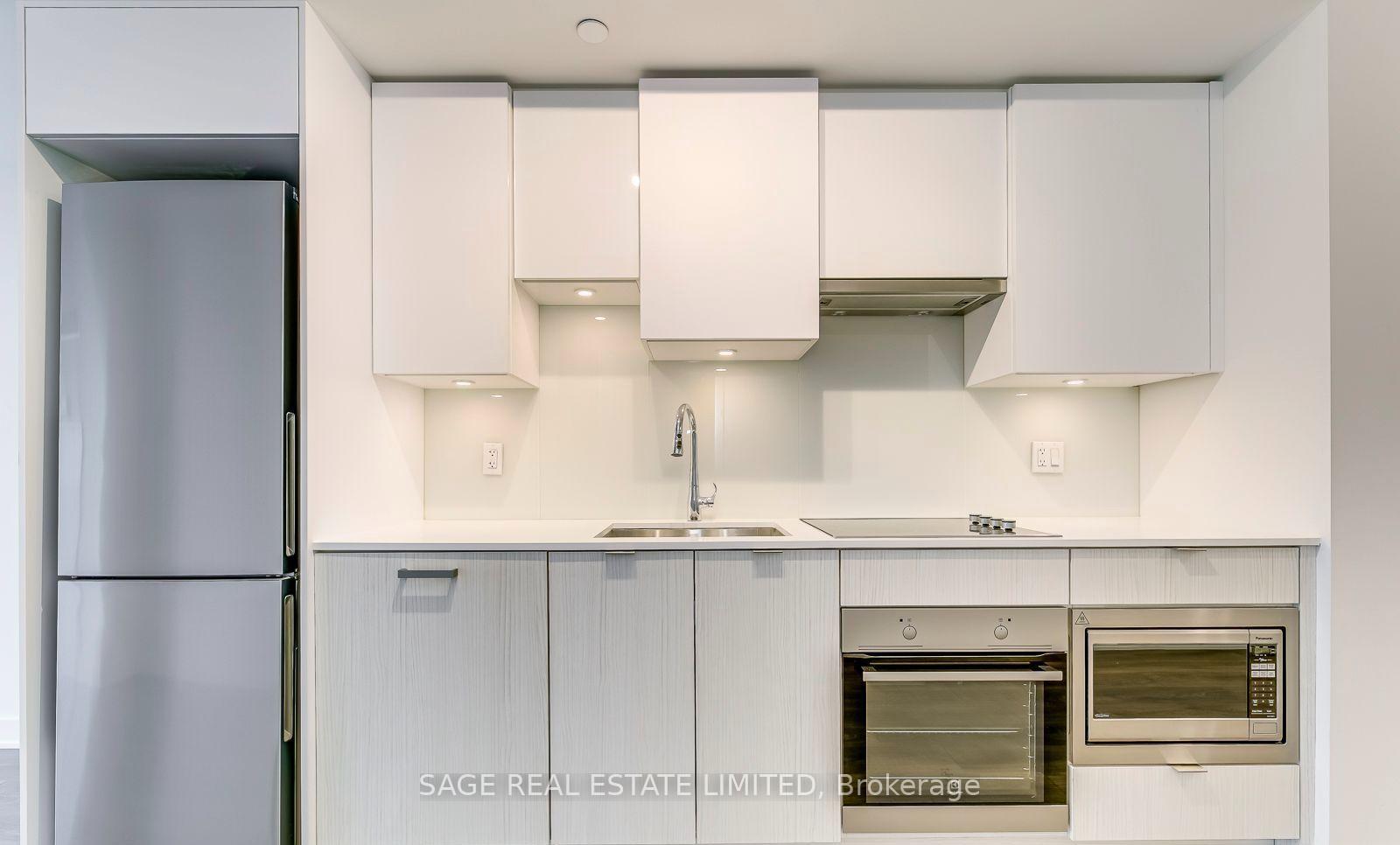 Photo 8 of Unit 3001, 99 Broadway Avenue, Toronto, Mount Pleasant West — HOMEH