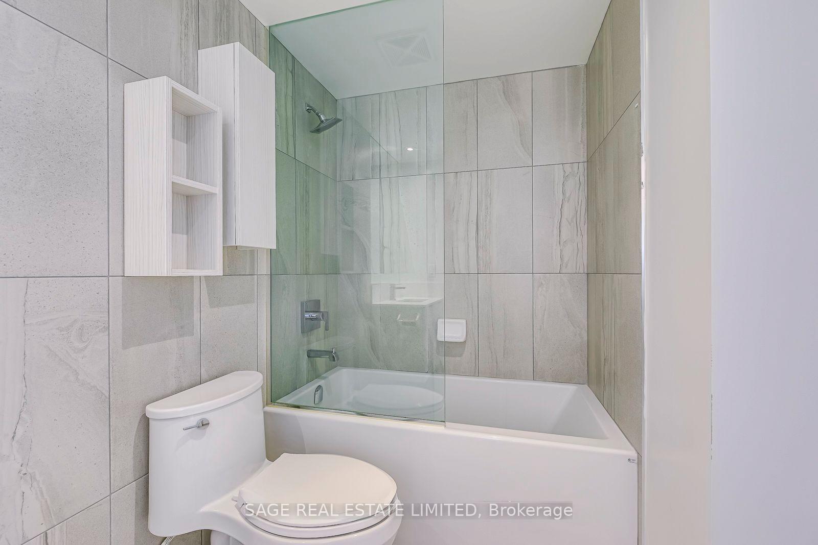 Photo 12 of Unit 3001, 99 Broadway Avenue, Toronto, Mount Pleasant West — HOMEH