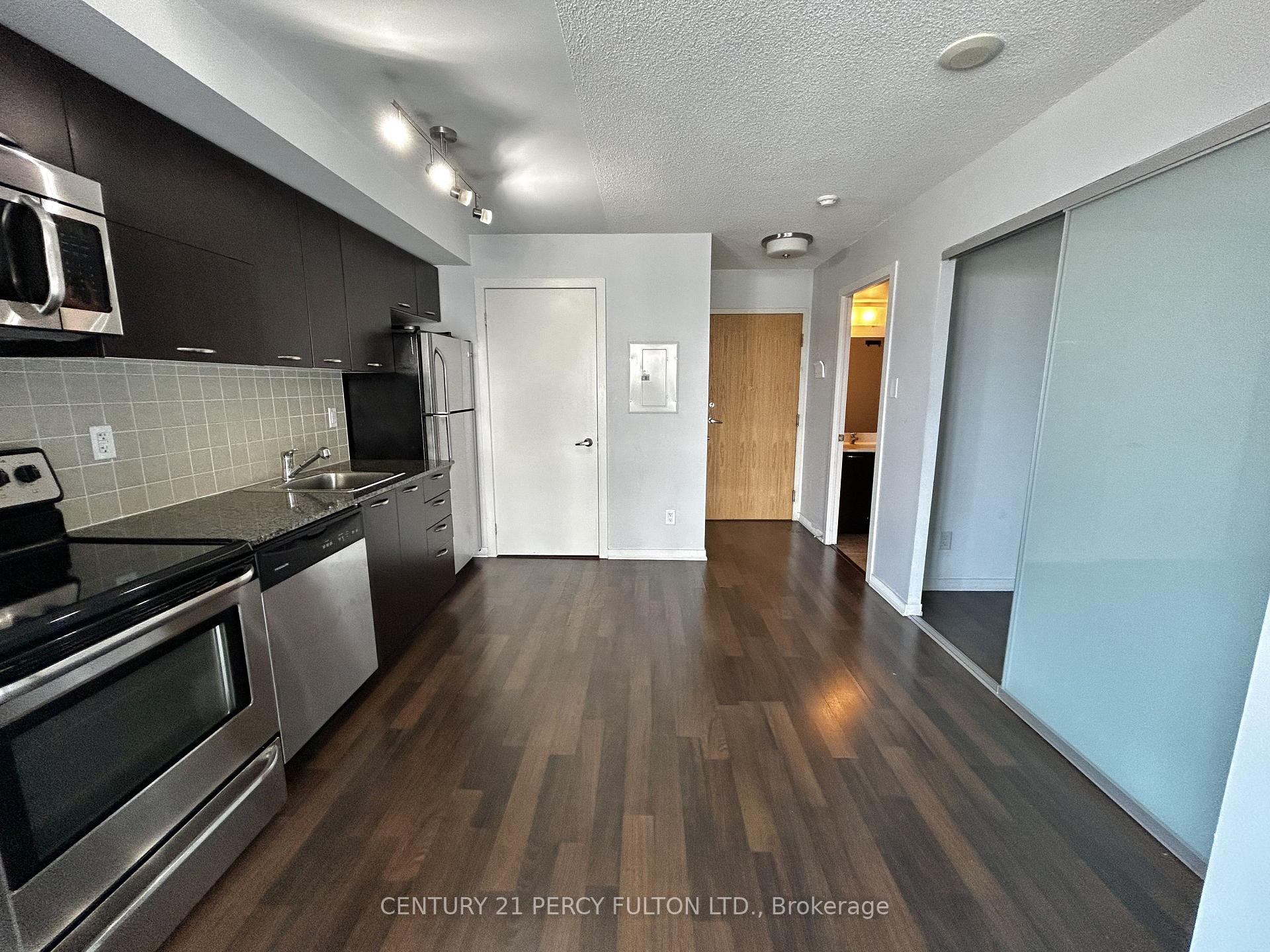 Photo 15 of Unit 1405, 38 Joe Shuster Way, Toronto, South Parkdale — HOMEH
