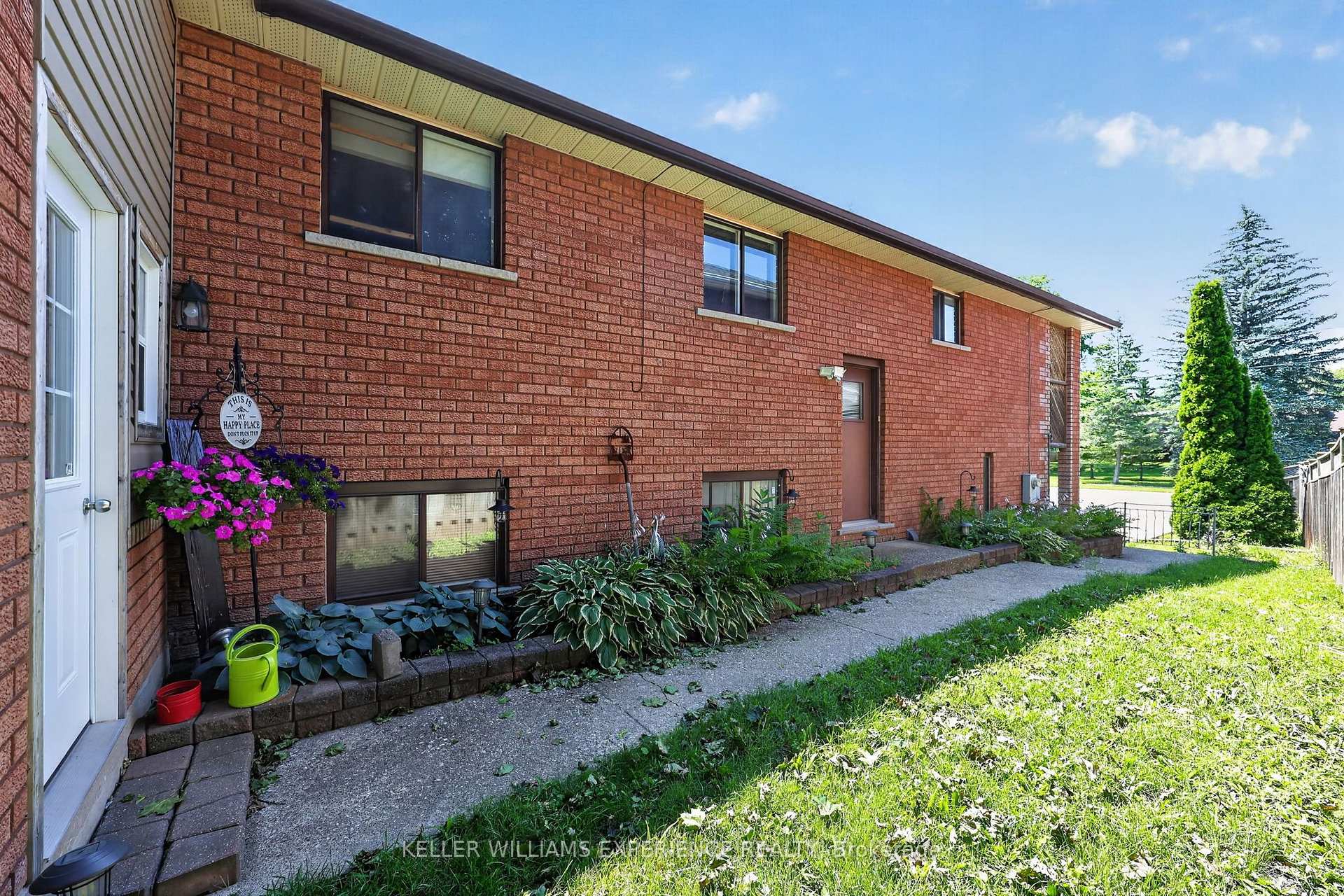 Photo 8 of 2235 Adullam Avenue, Innisfil, Alcona — HOMEH