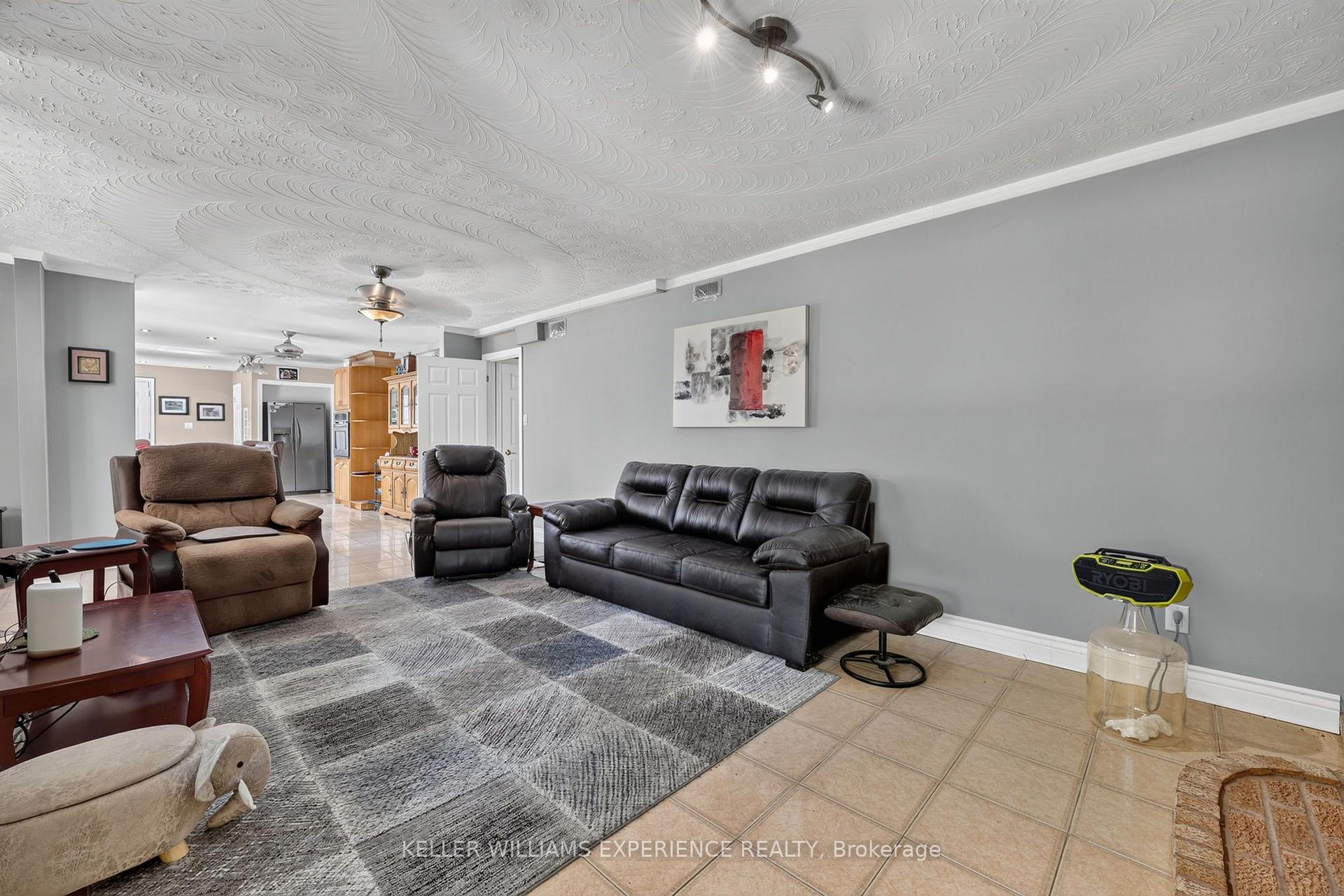 Photo 18 of 2235 Adullam Avenue, Innisfil, Alcona — HOMEH