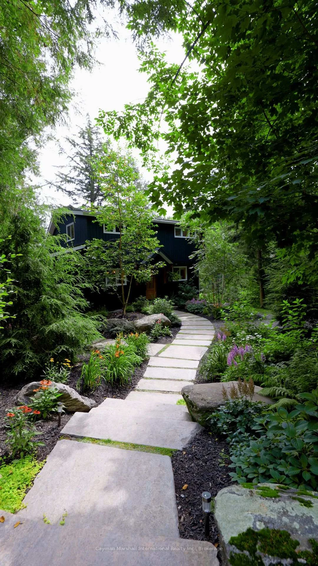 Photo 2 of 1154 Ashforth Drive, Muskoka Lakes, Wood (Muskoka Lakes) — HOMEH