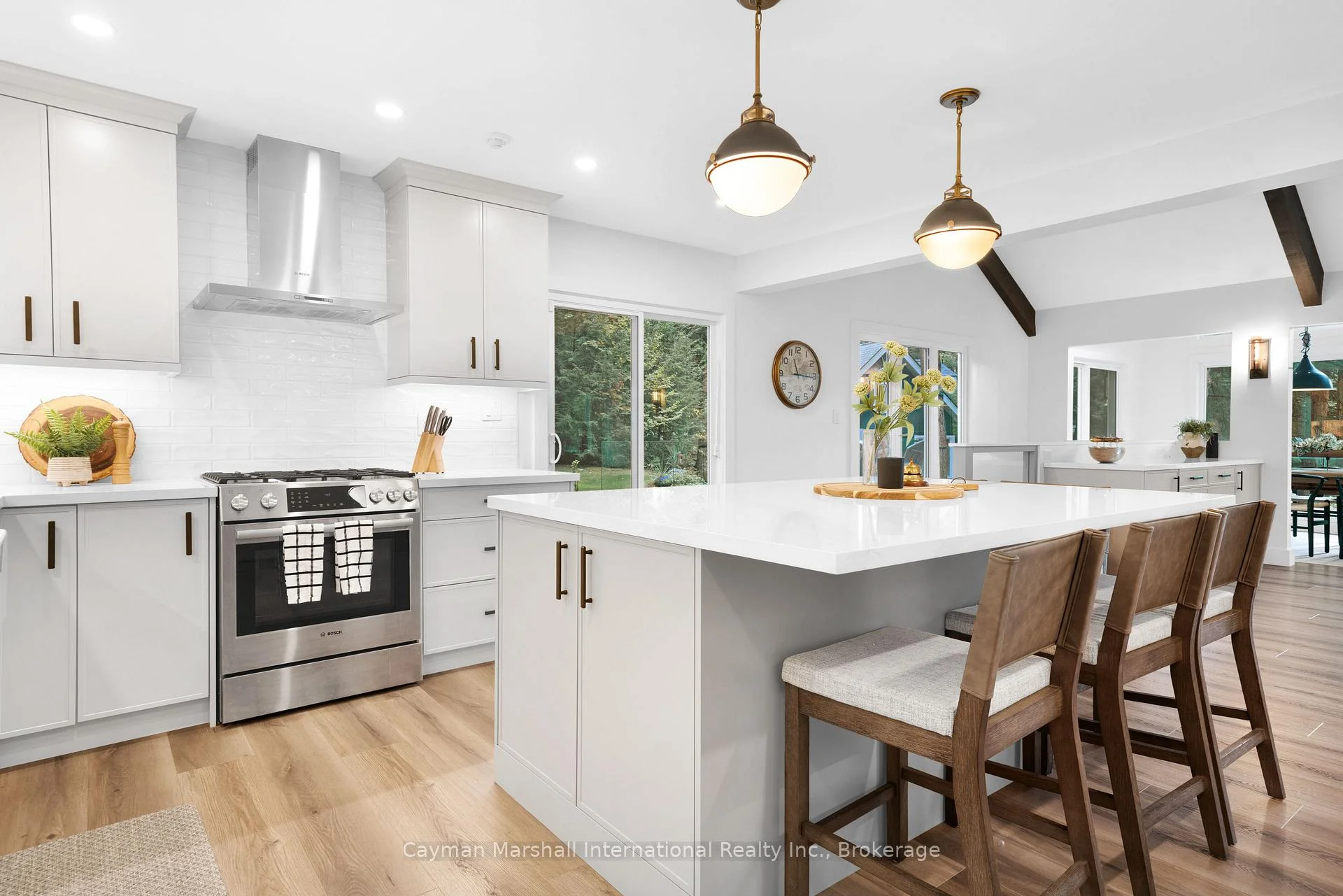 Photo 7 of 1154 Ashforth Drive, Muskoka Lakes, Wood (Muskoka Lakes) — HOMEH