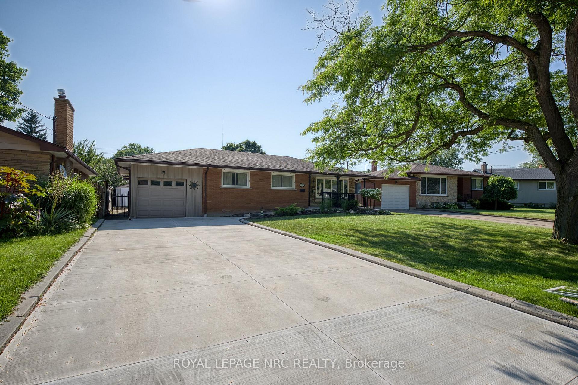 Photo 3 of 85 Regent Drive, St. Catharines, Vine/Linwell — HOMEH