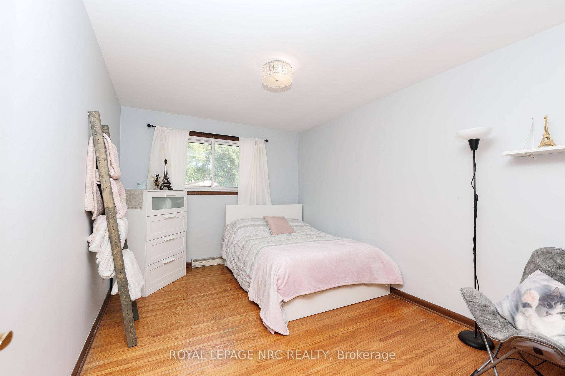 Photo 27 of 85 Regent Drive, St. Catharines, Vine/Linwell — HOMEH
