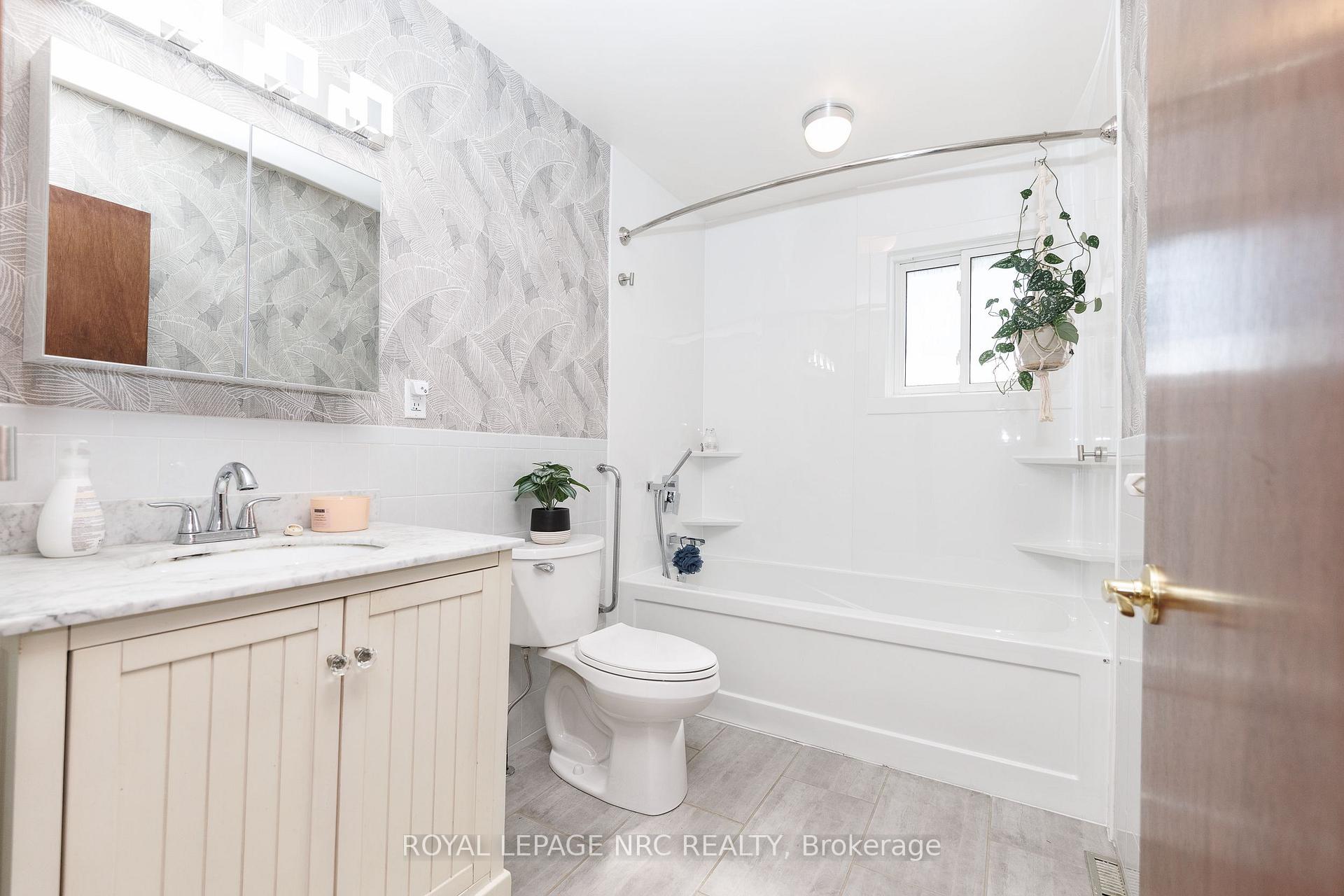 Photo 28 of 85 Regent Drive, St. Catharines, Vine/Linwell — HOMEH