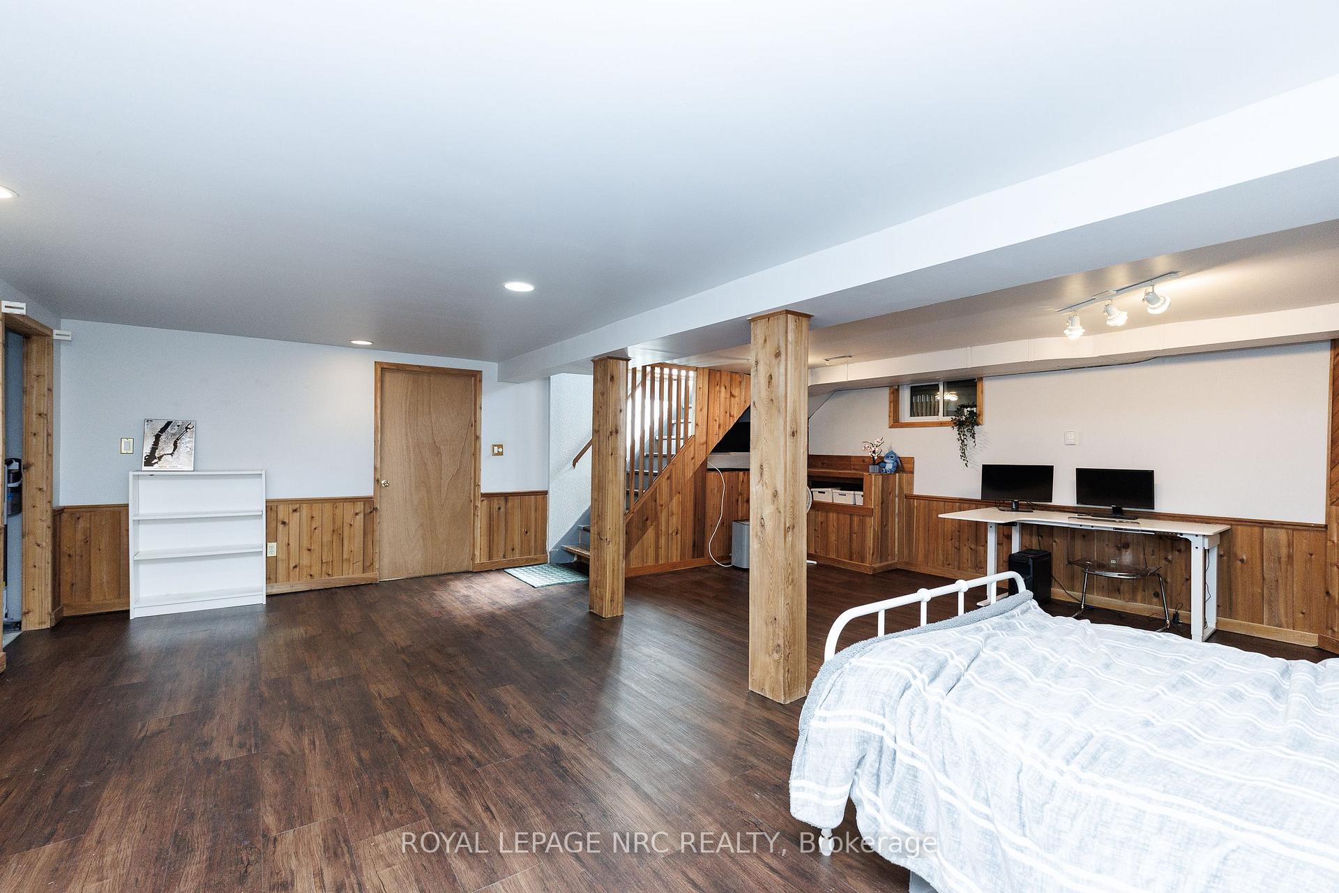 Photo 32 of 85 Regent Drive, St. Catharines, Vine/Linwell — HOMEH