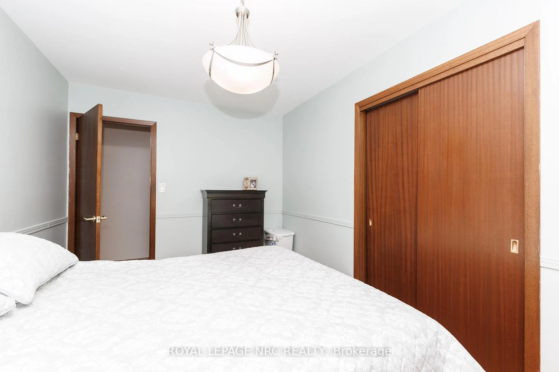 Photo 13 of 85 Regent Drive, St. Catharines, Vine/Linwell — HOMEH