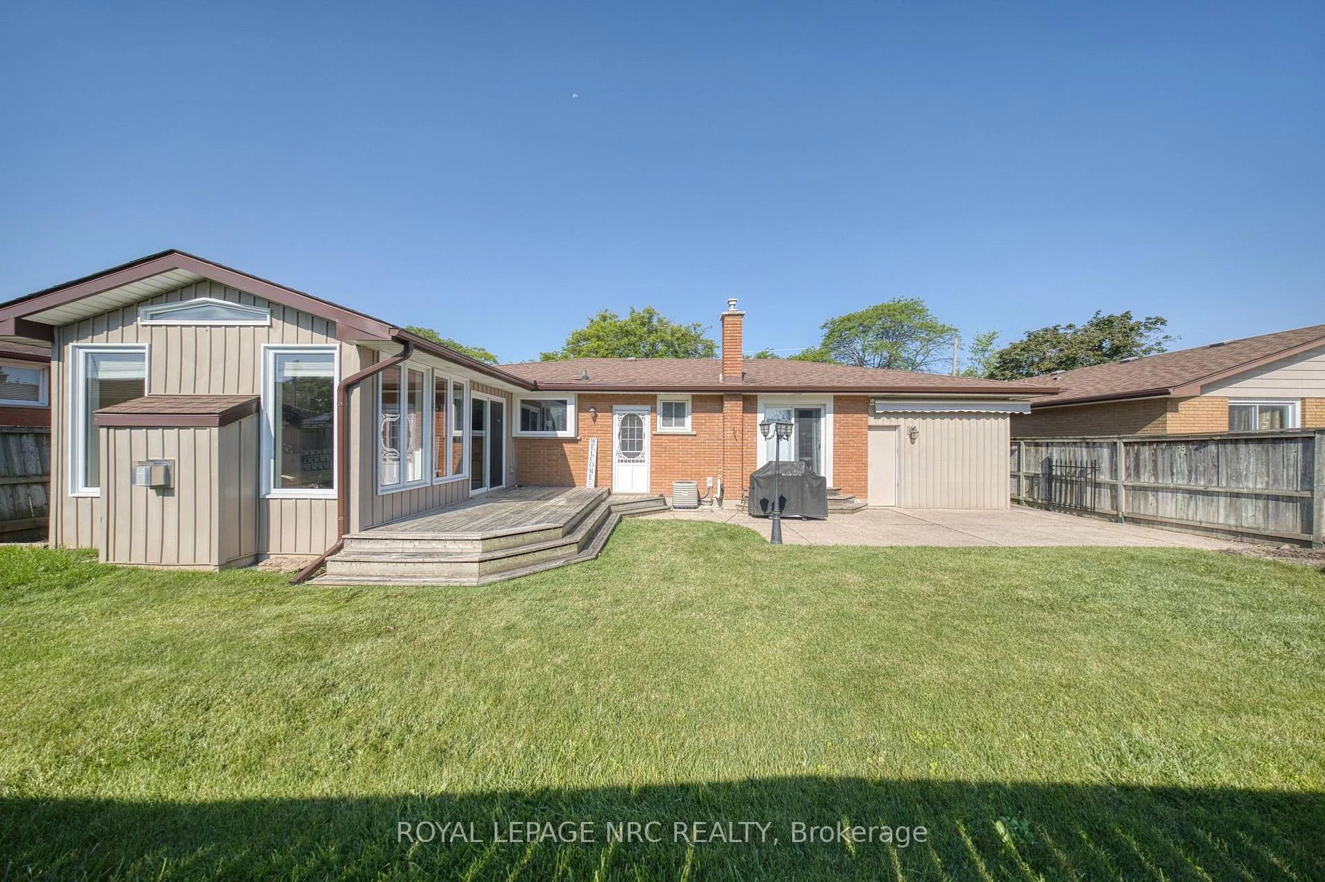 Photo 31 of 85 Regent Drive, St. Catharines, Vine/Linwell — HOMEH