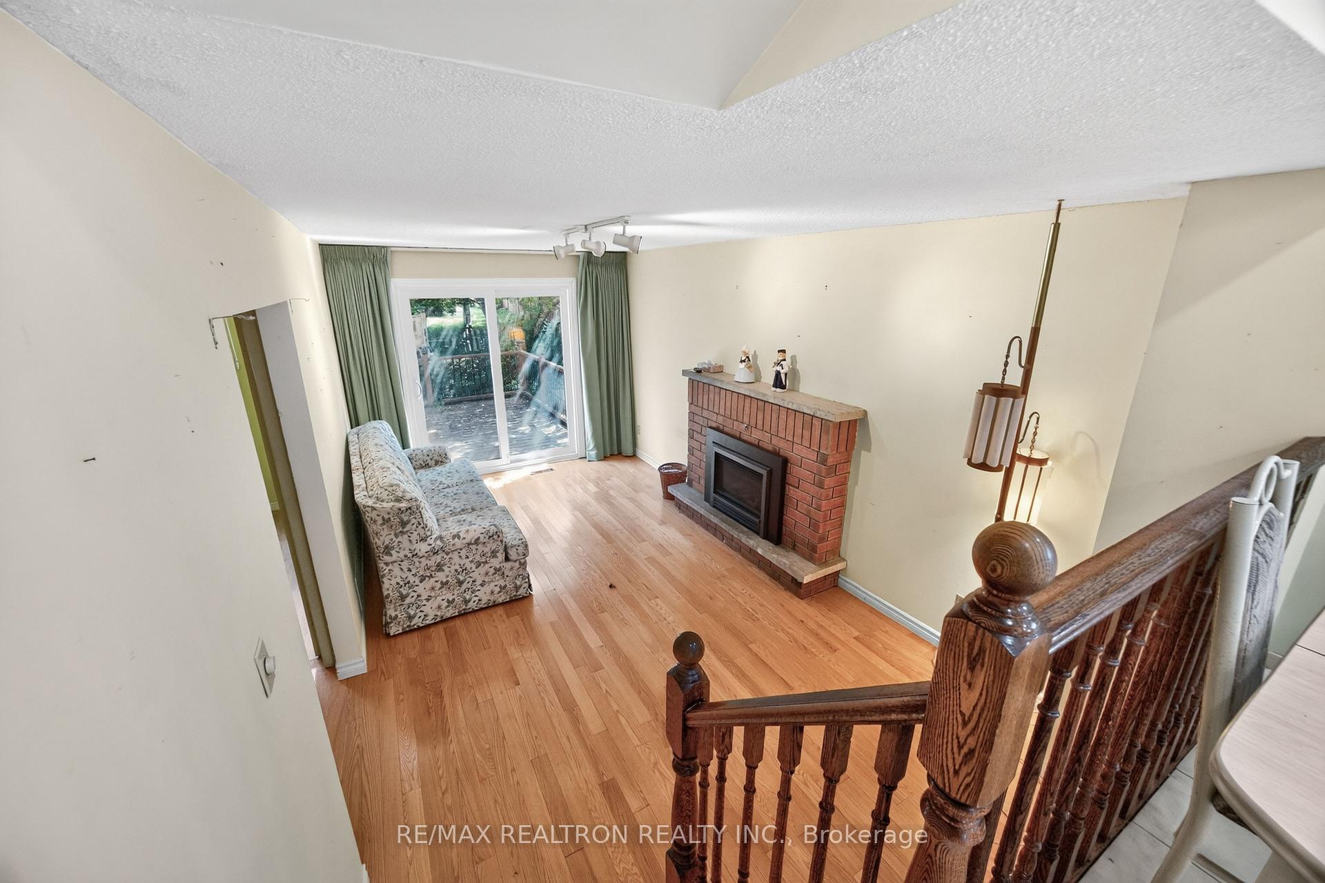 Photo 20 of 29 Springhead Gardens, Richmond Hill, North Richvale — HOMEH