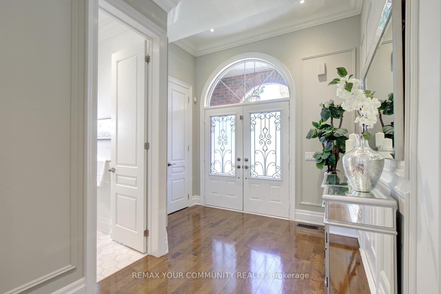 Photo 4 of 199 Ivy Glen Drive, Vaughan, Patterson — HOMEH