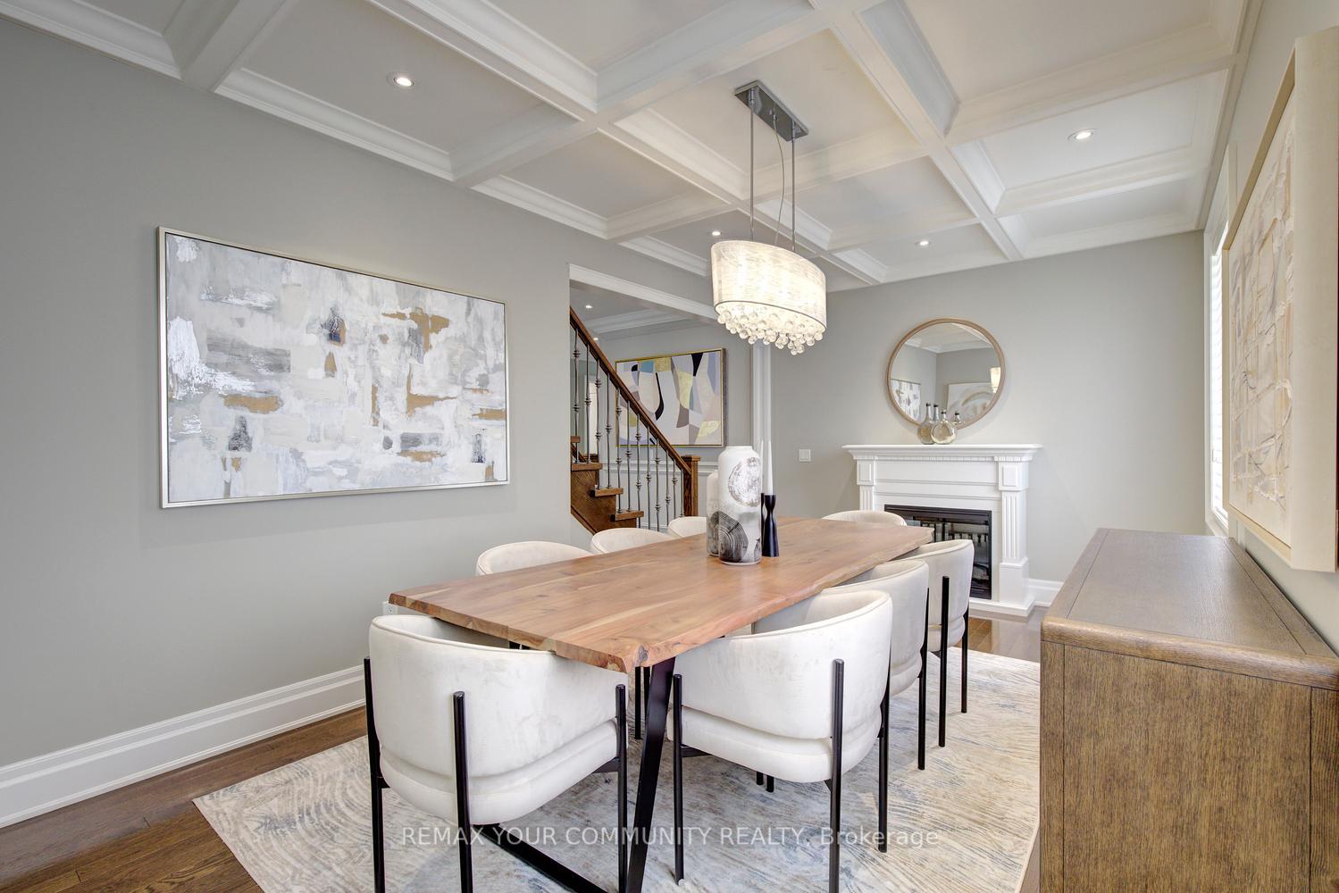 Photo 10 of 199 Ivy Glen Drive, Vaughan, Patterson — HOMEH
