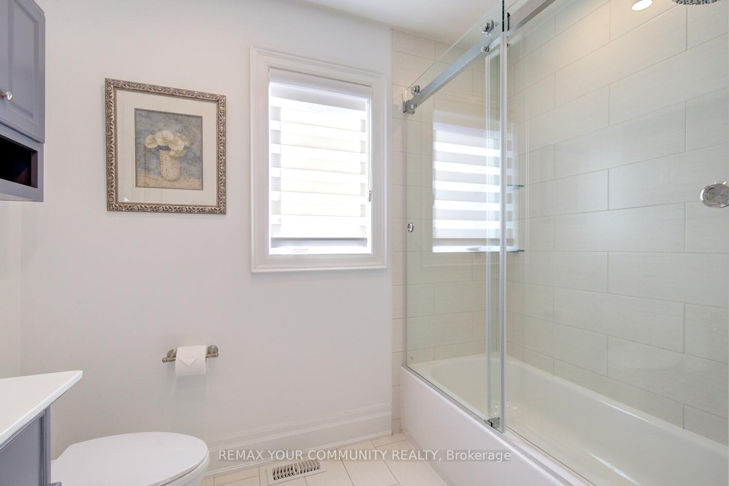 Photo 33 of 199 Ivy Glen Drive, Vaughan, Patterson — HOMEH