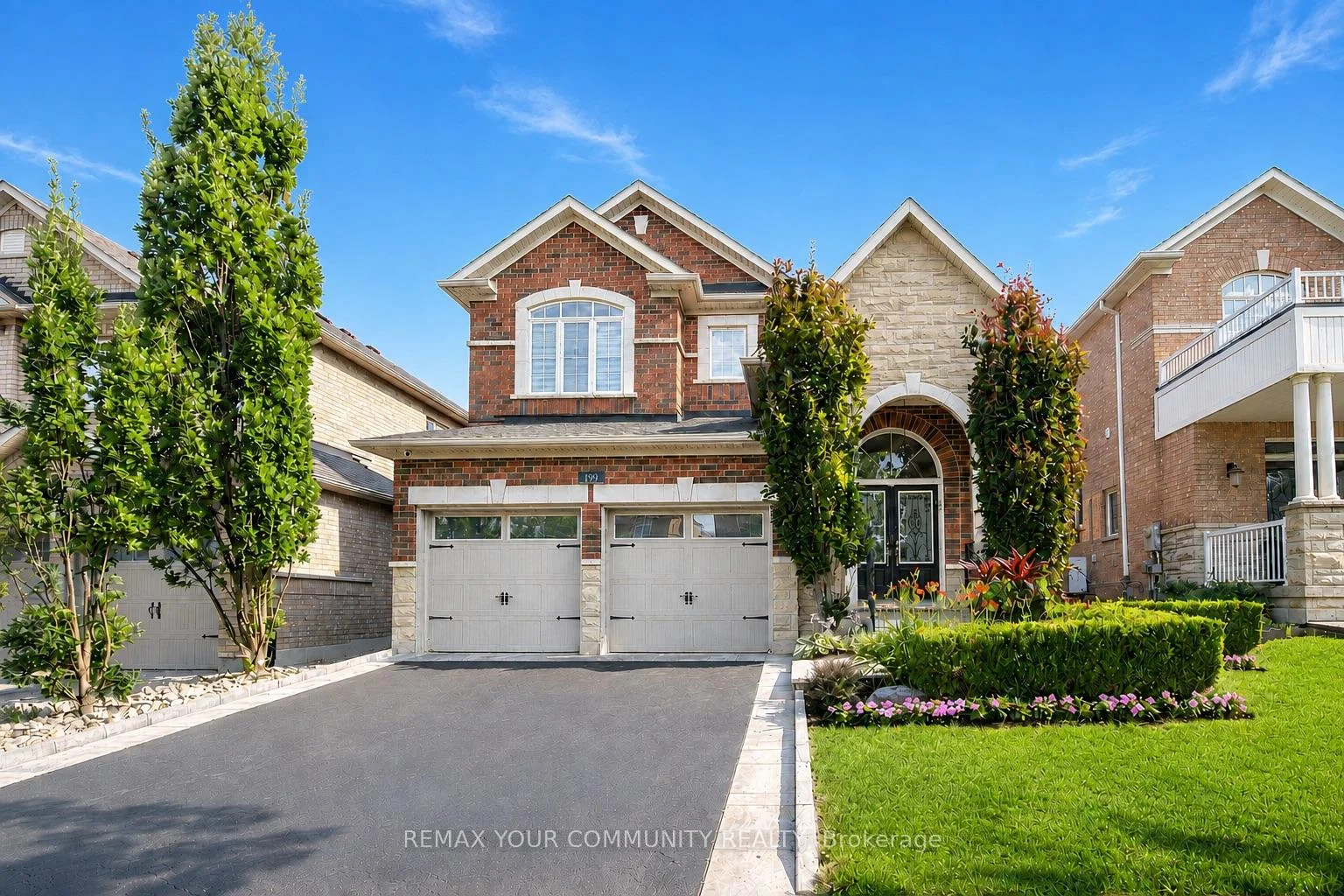 Photo 2 of 199 Ivy Glen Drive, Vaughan, Patterson — HOMEH