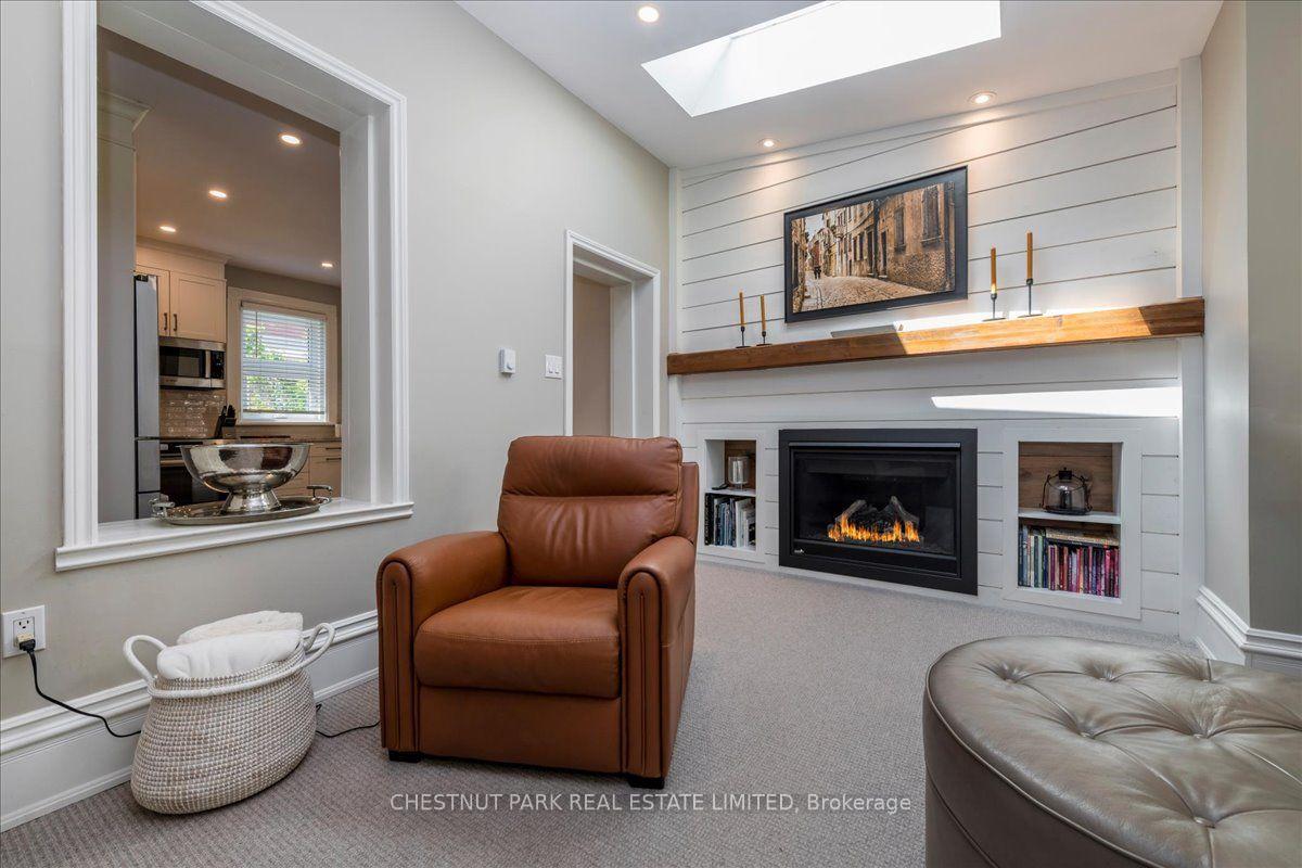 Photo 5 of 72 Burton Avenue, Barrie, Allandale — HOMEH