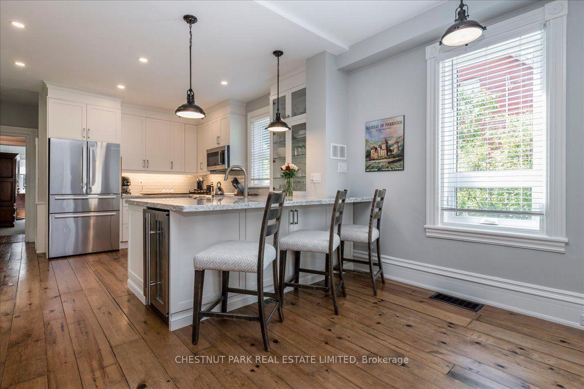 Photo 9 of 72 Burton Avenue, Barrie, Allandale — HOMEH