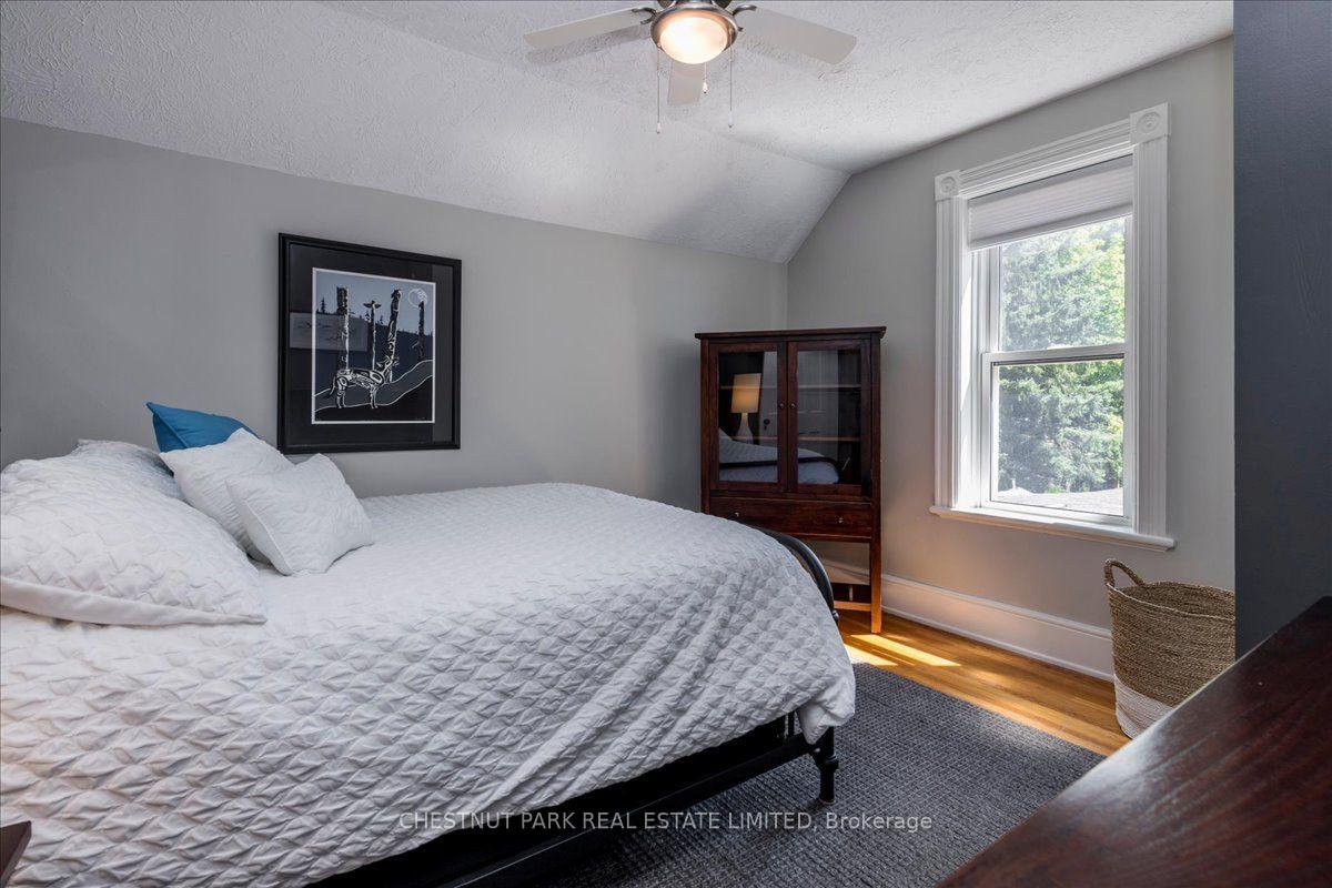 Photo 31 of 72 Burton Avenue, Barrie, Allandale — HOMEH