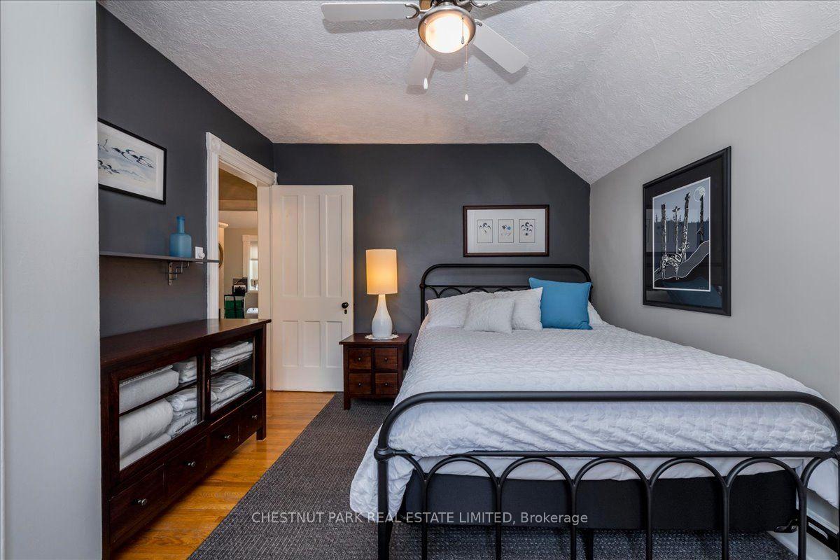 Photo 32 of 72 Burton Avenue, Barrie, Allandale — HOMEH