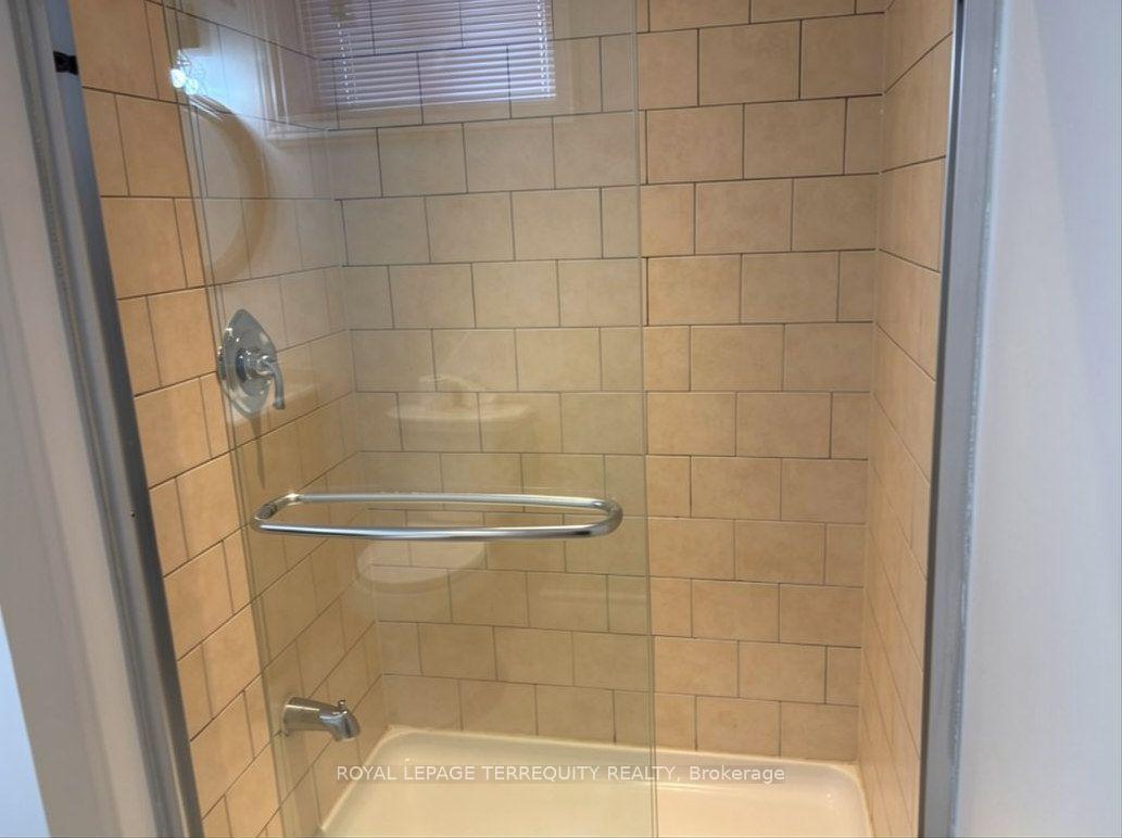 Photo 41 of Unit Lower, 896 Fourth Street, Mississauga, Lakeview — HOMEH
