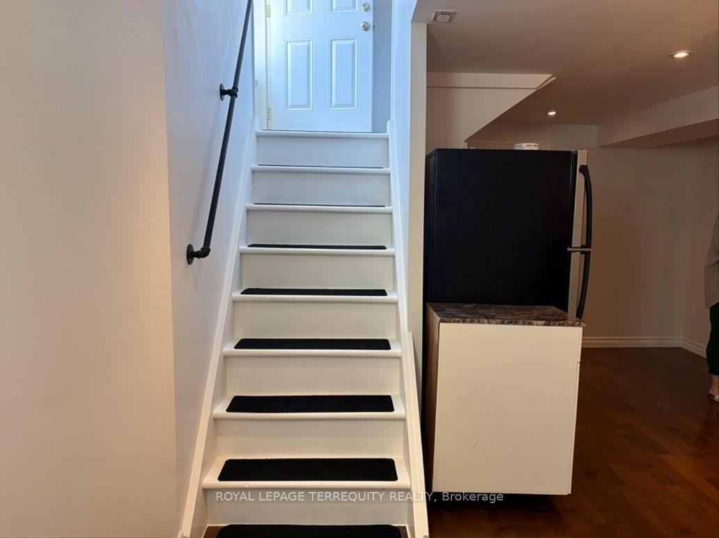 Photo 51 of Unit Lower, 896 Fourth Street, Mississauga, Lakeview — HOMEH