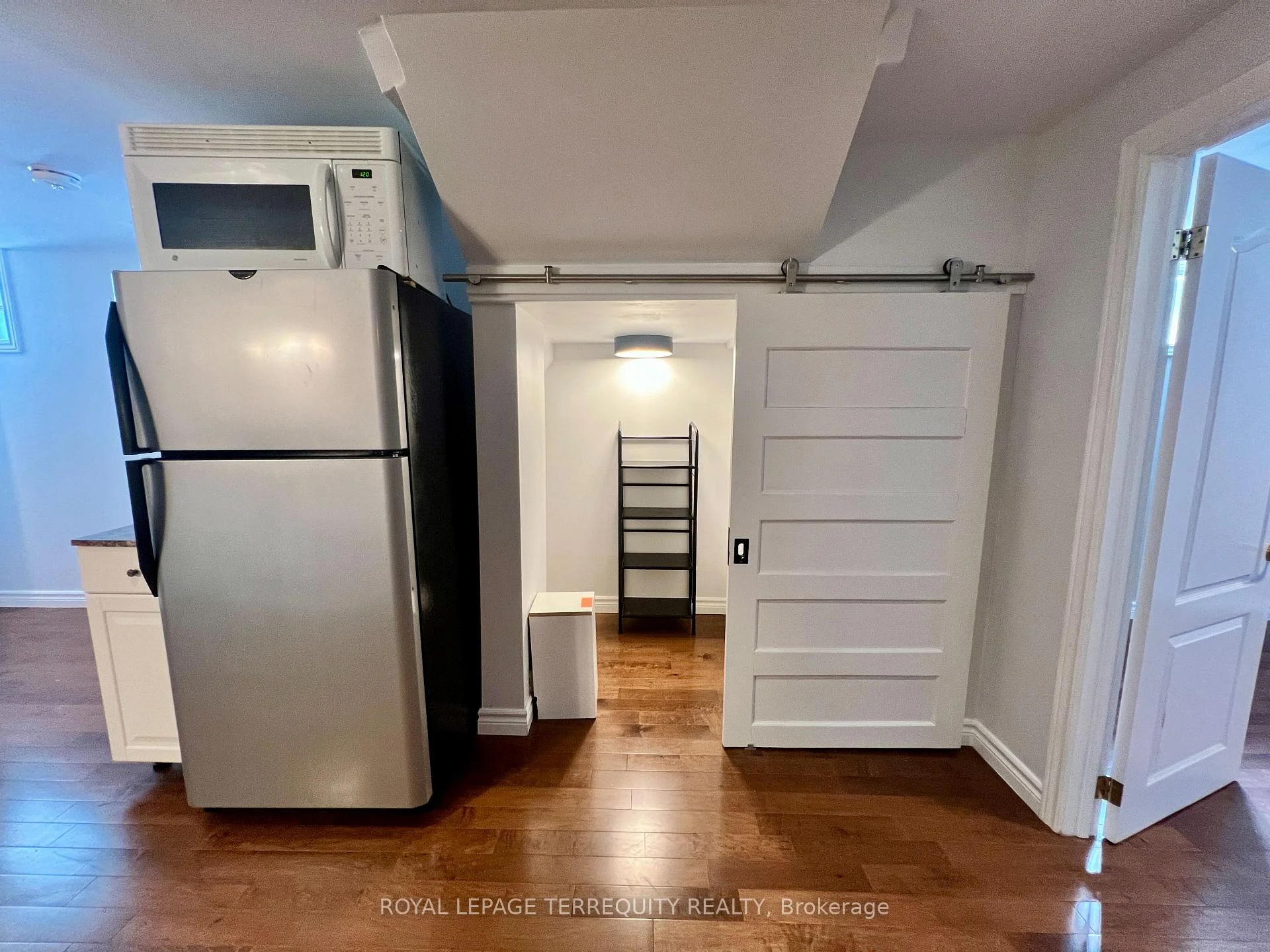 Photo 34 of Unit Lower, 896 Fourth Street, Mississauga, Lakeview — HOMEH