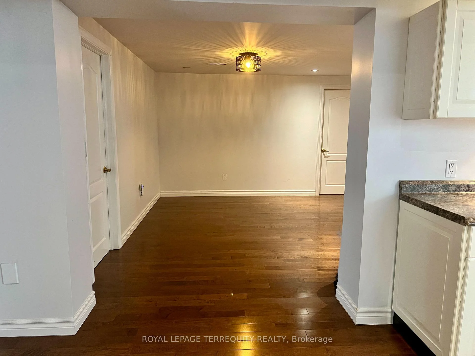 Photo 42 of Unit Lower, 896 Fourth Street, Mississauga, Lakeview — HOMEH