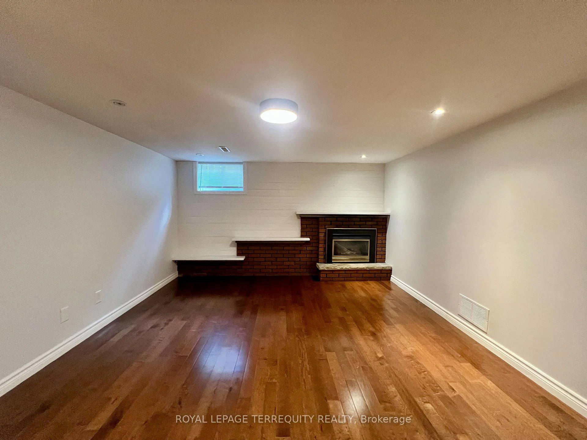 Photo 48 of Unit Lower, 896 Fourth Street, Mississauga, Lakeview — HOMEH