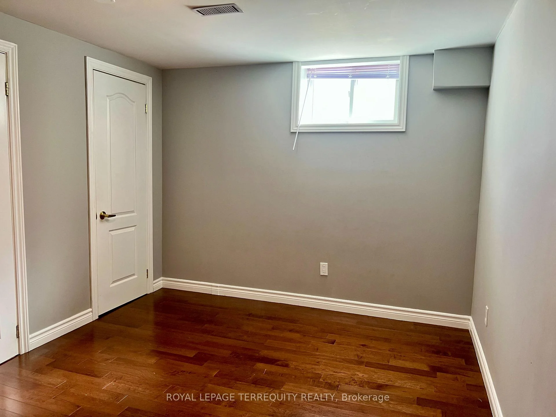 Photo 55 of Unit Lower, 896 Fourth Street, Mississauga, Lakeview — HOMEH