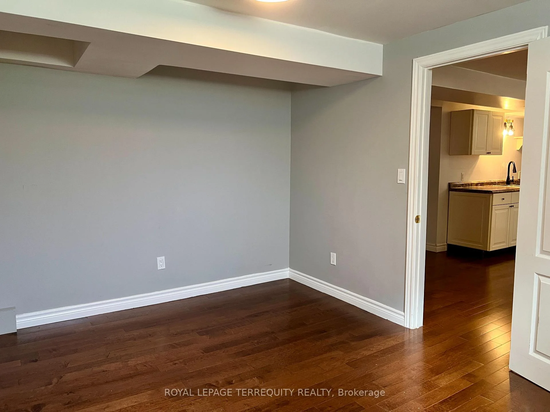 Photo 58 of Unit Lower, 896 Fourth Street, Mississauga, Lakeview — HOMEH