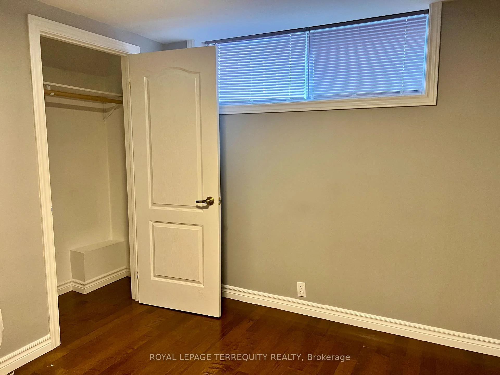 Photo 63 of Unit Lower, 896 Fourth Street, Mississauga, Lakeview — HOMEH