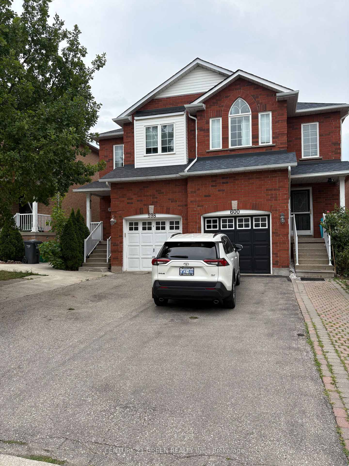 Photo 4 of Unit (Upper), 598 Dolly Bird Lane, Mississauga, Meadowvale Village — HOMEH