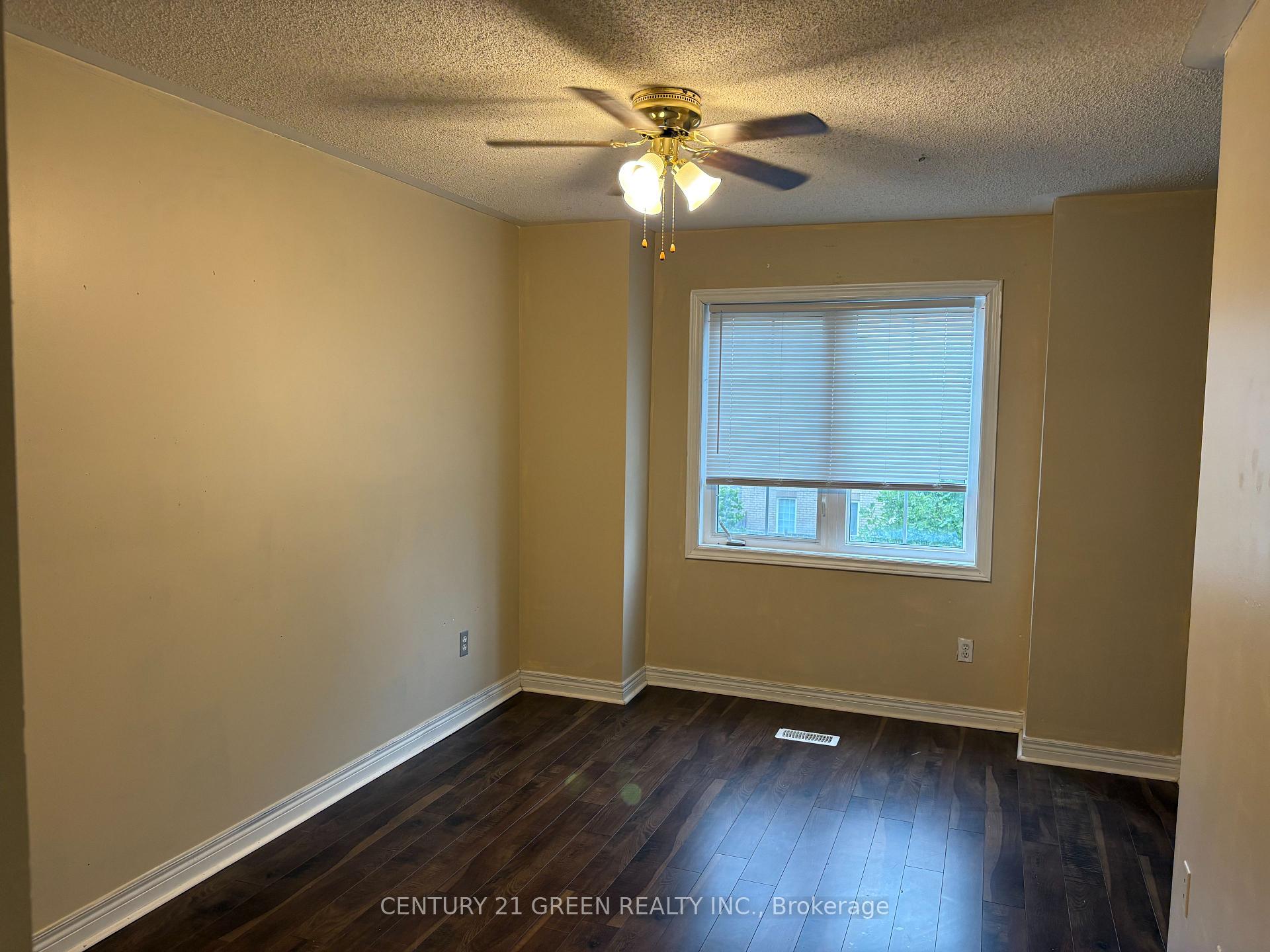 Photo 5 of Unit (Upper), 598 Dolly Bird Lane, Mississauga, Meadowvale Village — HOMEH