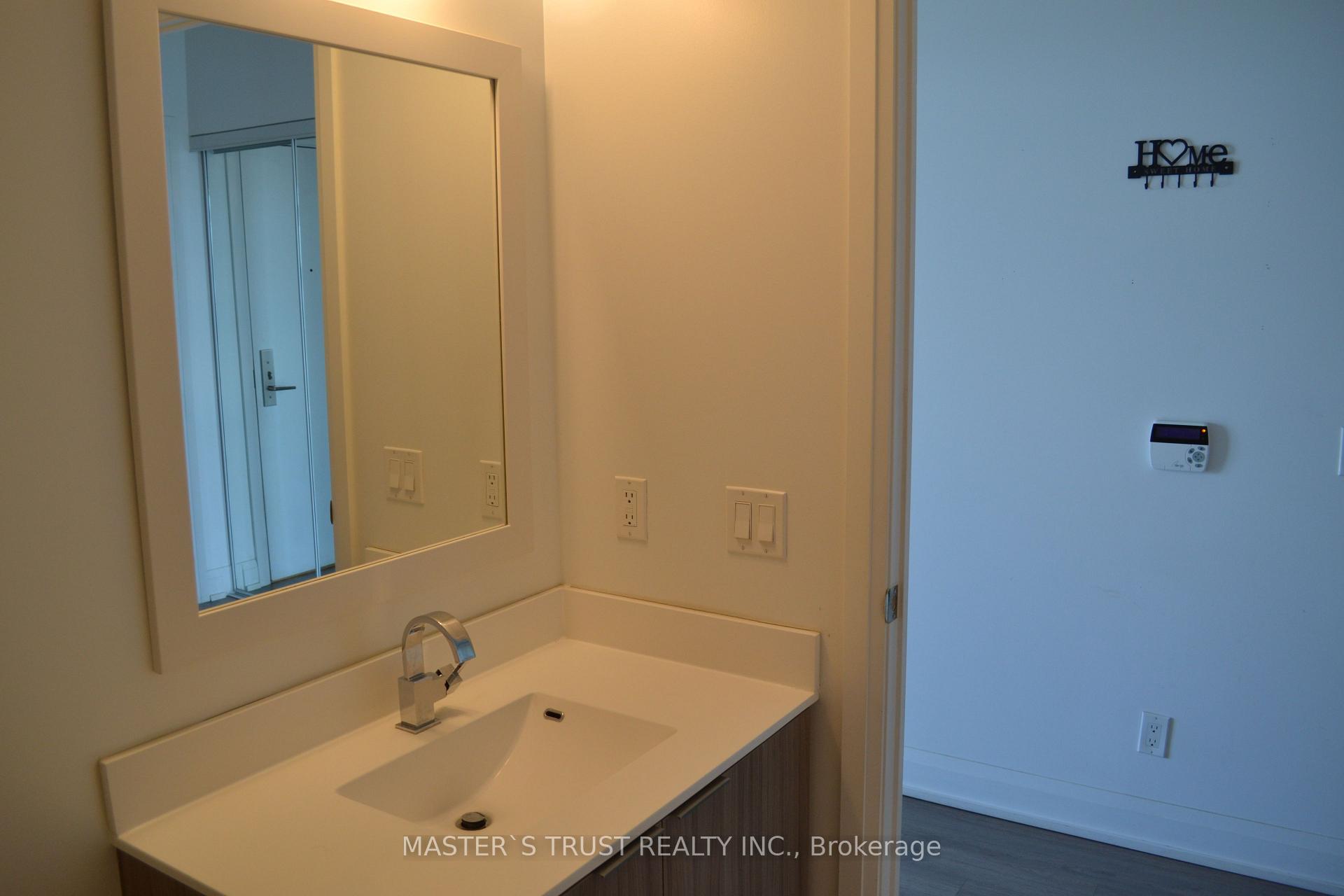 Photo 11 of Unit 2902, 56 Annie Craig Drive, Etobicoke, Mimico — HOMEH