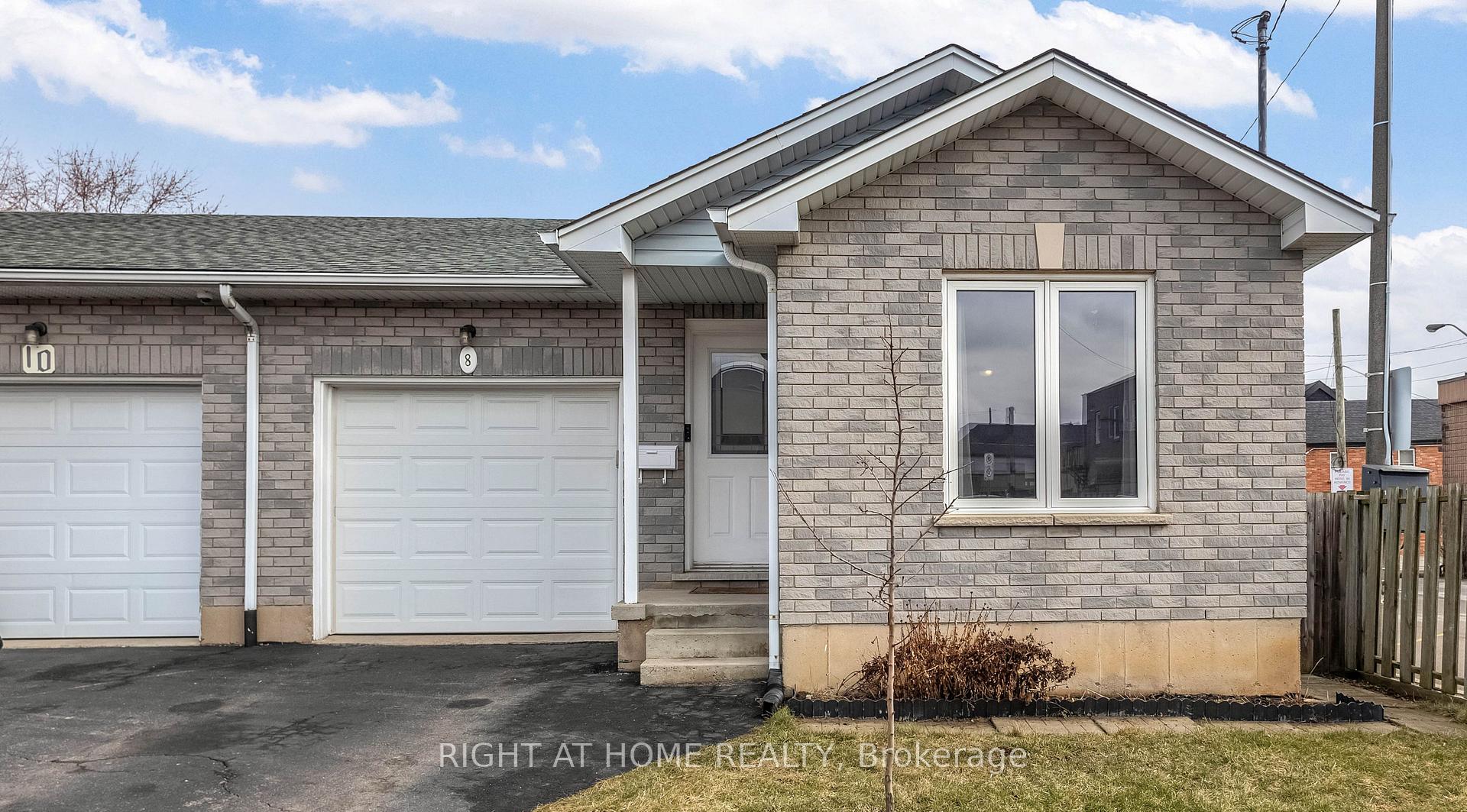 Photo 2 of 8 Brantdale Avenue, Hamilton, Southam — HOMEH