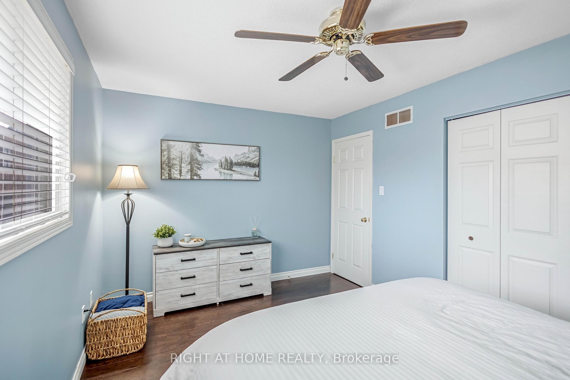 Photo 14 of 8 Brantdale Avenue, Hamilton, Southam — HOMEH