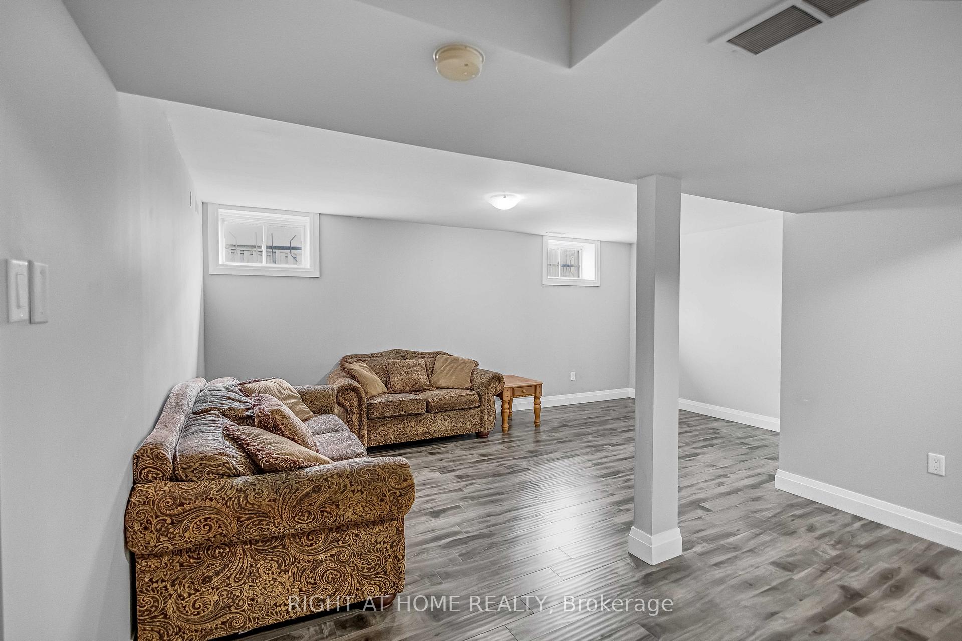 Photo 20 of 8 Brantdale Avenue, Hamilton, Southam — HOMEH