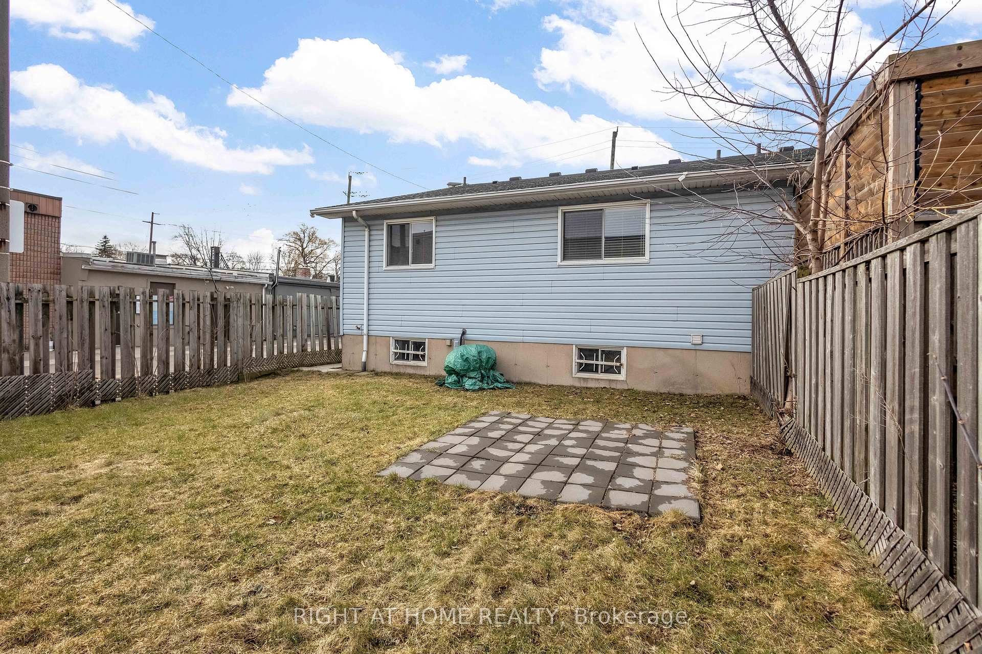 Photo 25 of 8 Brantdale Avenue, Hamilton, Southam — HOMEH