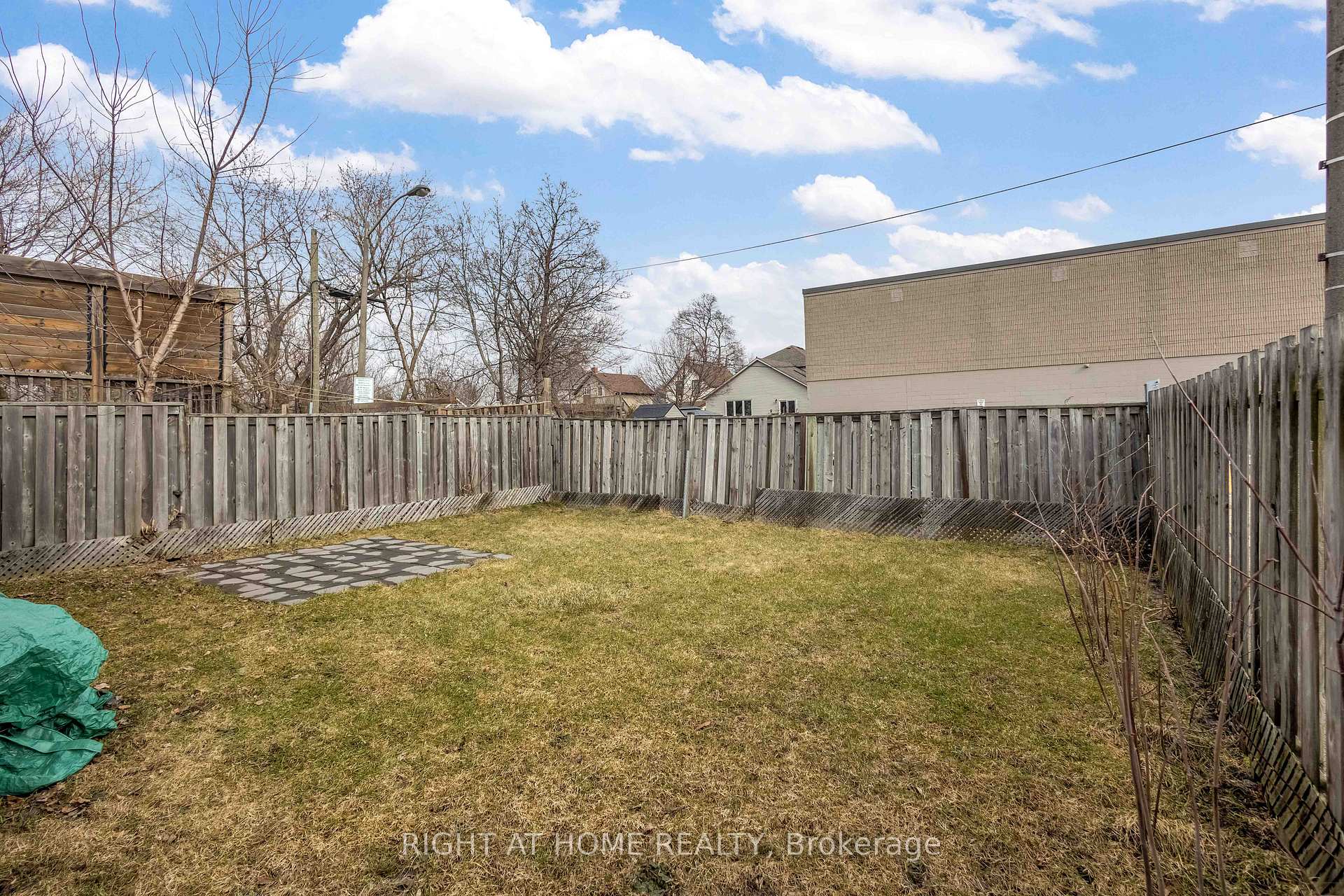 Photo 26 of 8 Brantdale Avenue, Hamilton, Southam — HOMEH