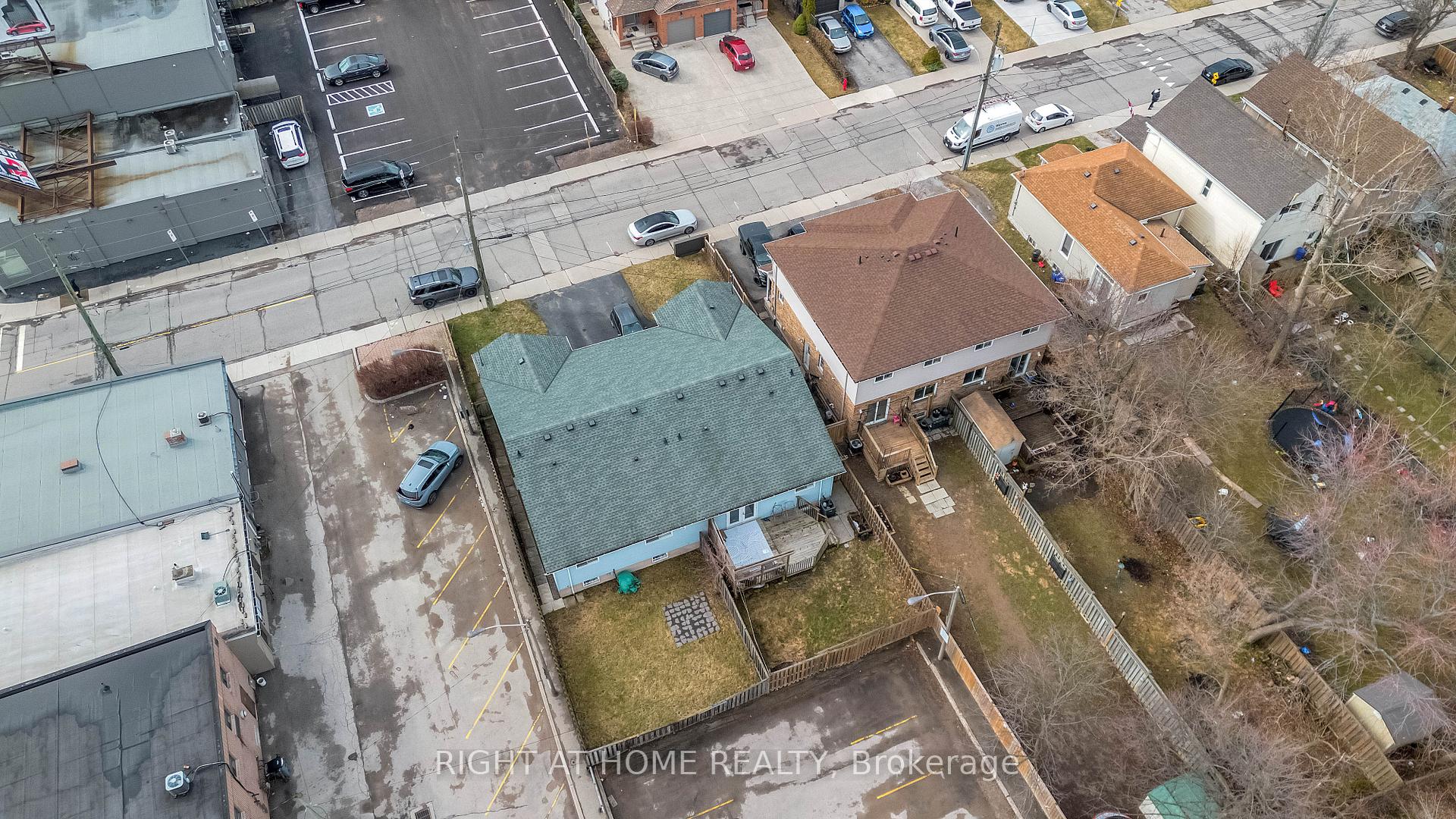 Photo 27 of 8 Brantdale Avenue, Hamilton, Southam — HOMEH