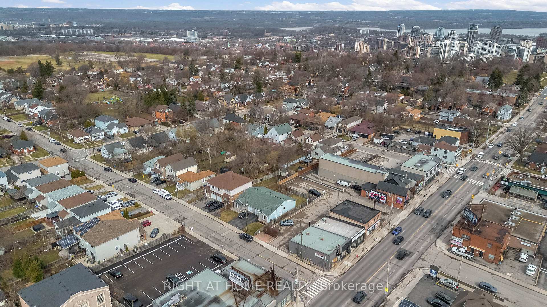 Photo 30 of 8 Brantdale Avenue, Hamilton, Southam — HOMEH
