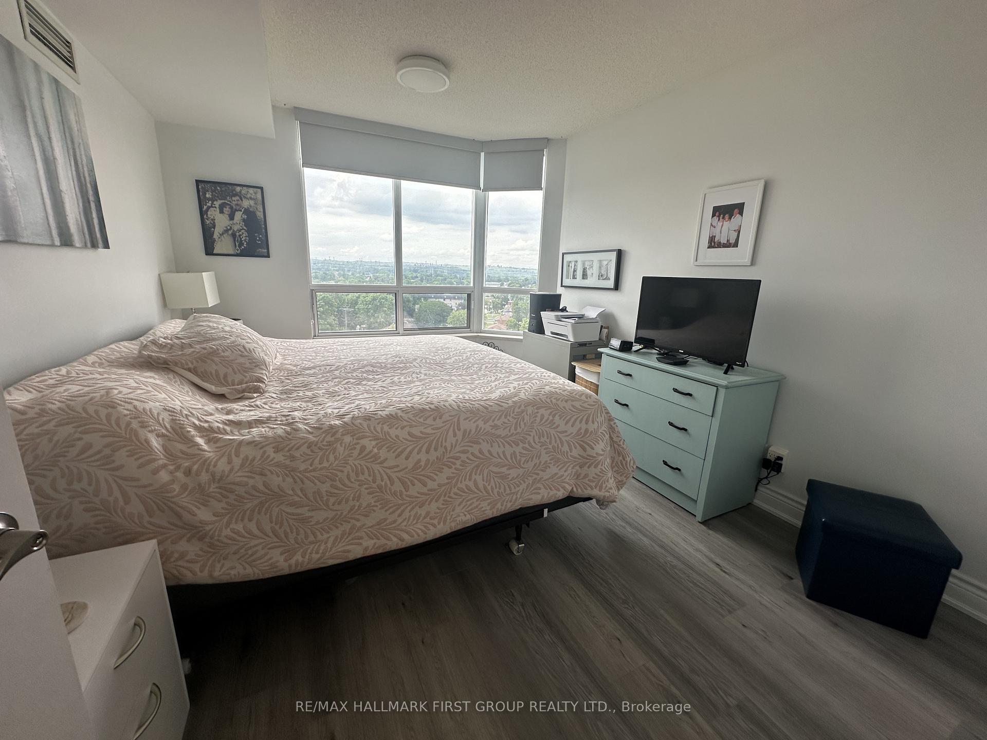 Photo 12 of Unit 1402, 1000 The Esplanade Road N, Pickering, Town Centre — HOMEH