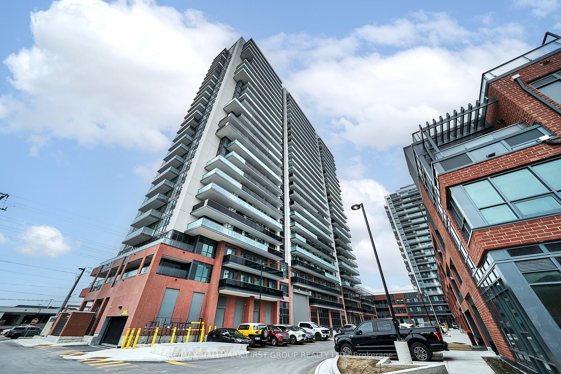 Photo 1 of Unit 2708, 2545 Simcoe Street N, Oshawa, Windfields — HOMEH