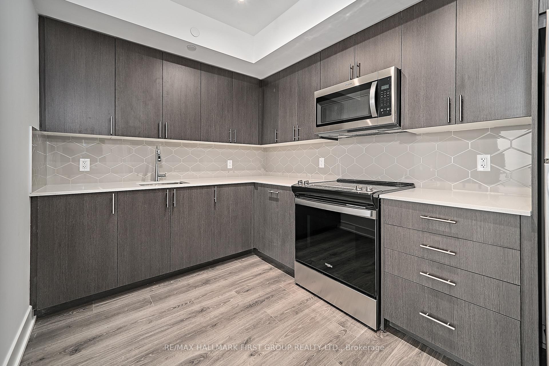 Photo 10 of Unit 2708, 2545 Simcoe Street N, Oshawa, Windfields — HOMEH