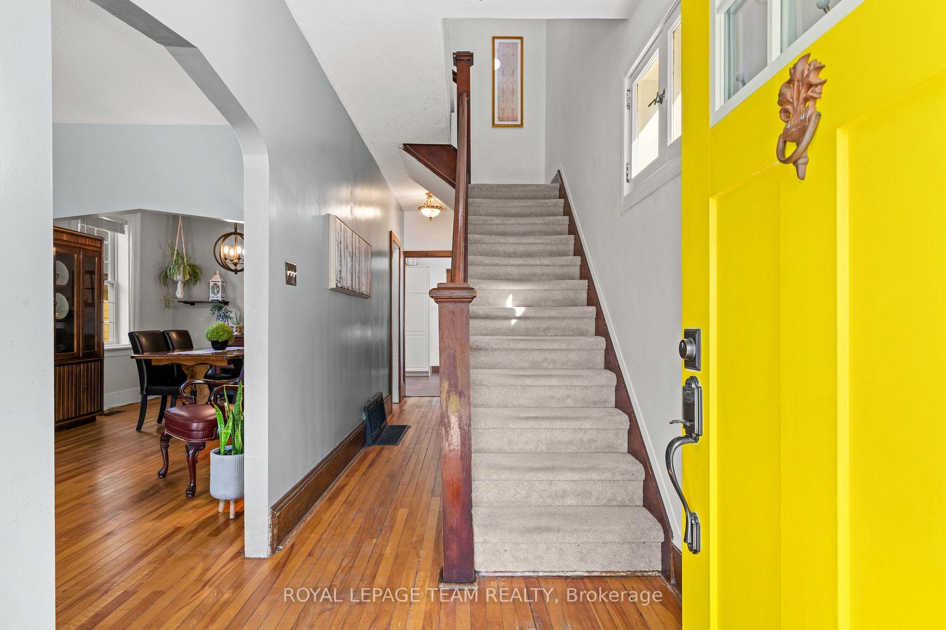 Photo 4 of 6215 Abbott Street W, Ottawa, Stittsville (Central) — HOMEH