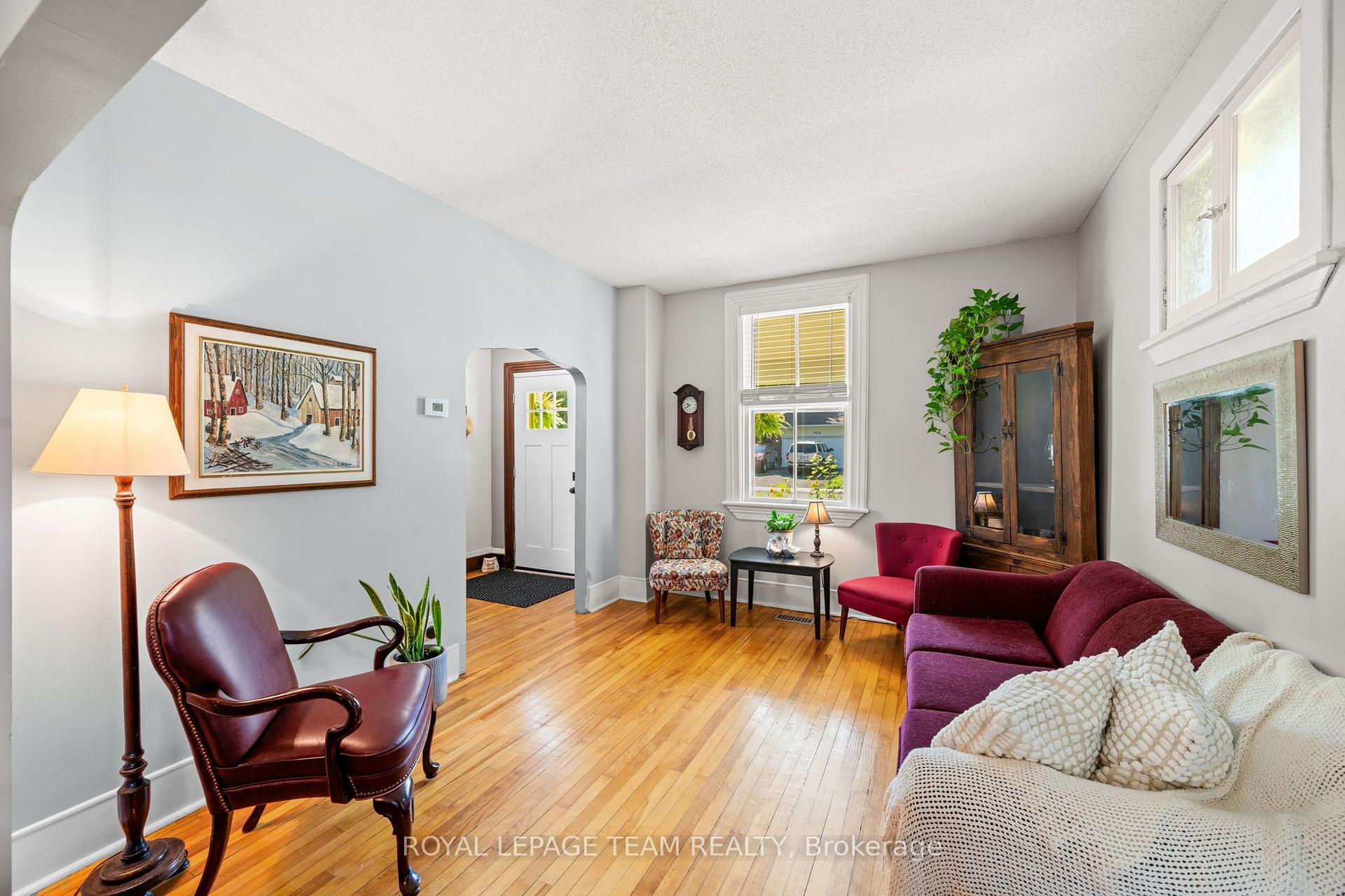 Photo 5 of 6215 Abbott Street W, Ottawa, Stittsville (Central) — HOMEH
