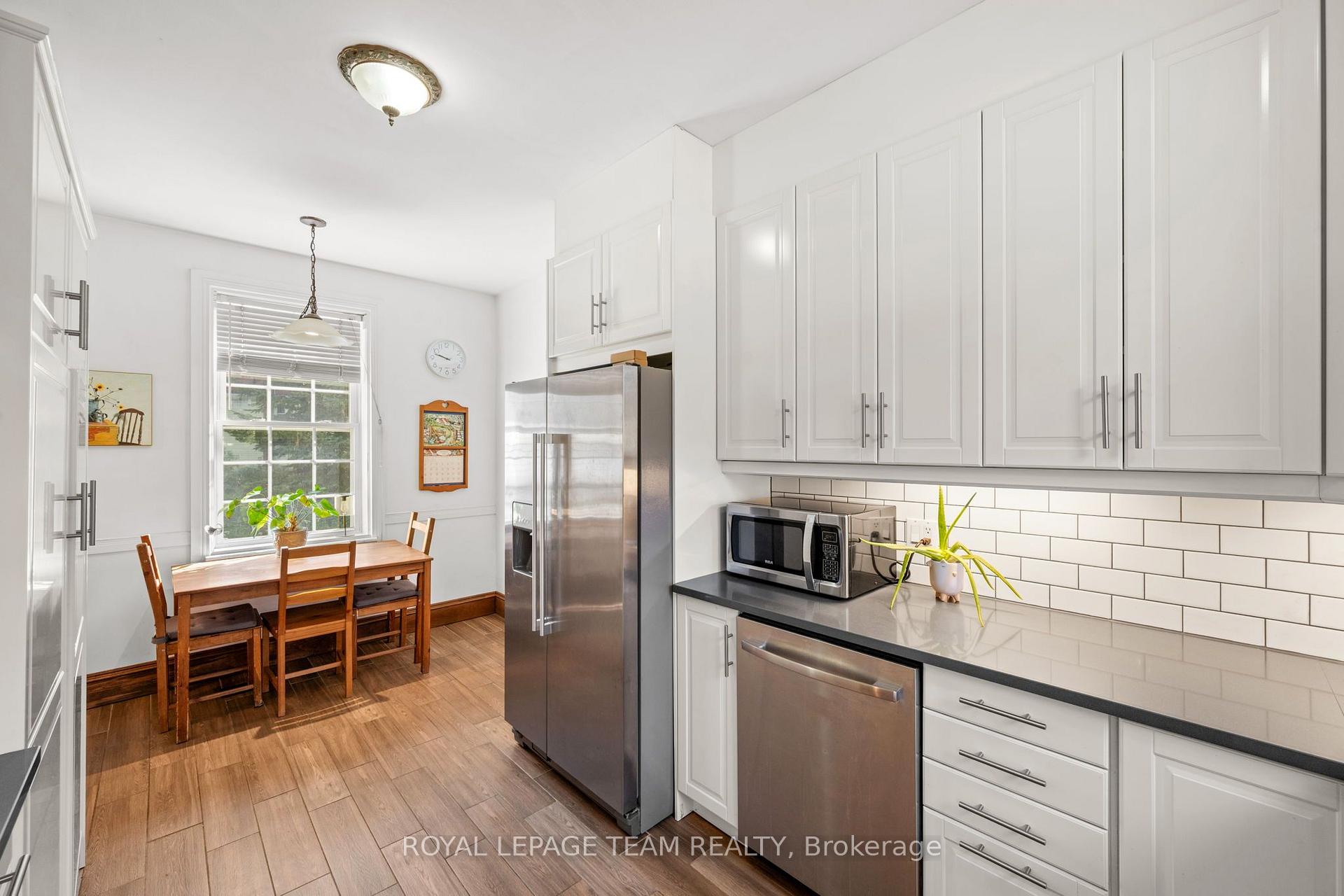 Photo 9 of 6215 Abbott Street W, Ottawa, Stittsville (Central) — HOMEH