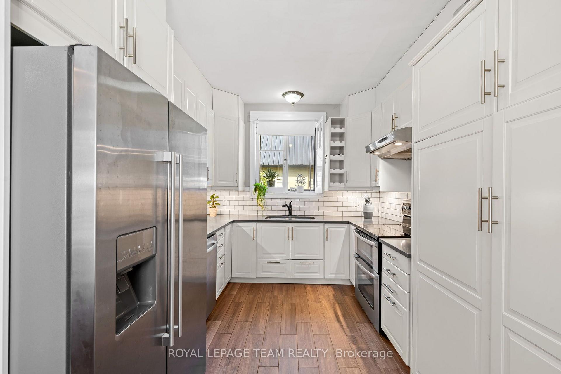 Photo 11 of 6215 Abbott Street W, Ottawa, Stittsville (Central) — HOMEH