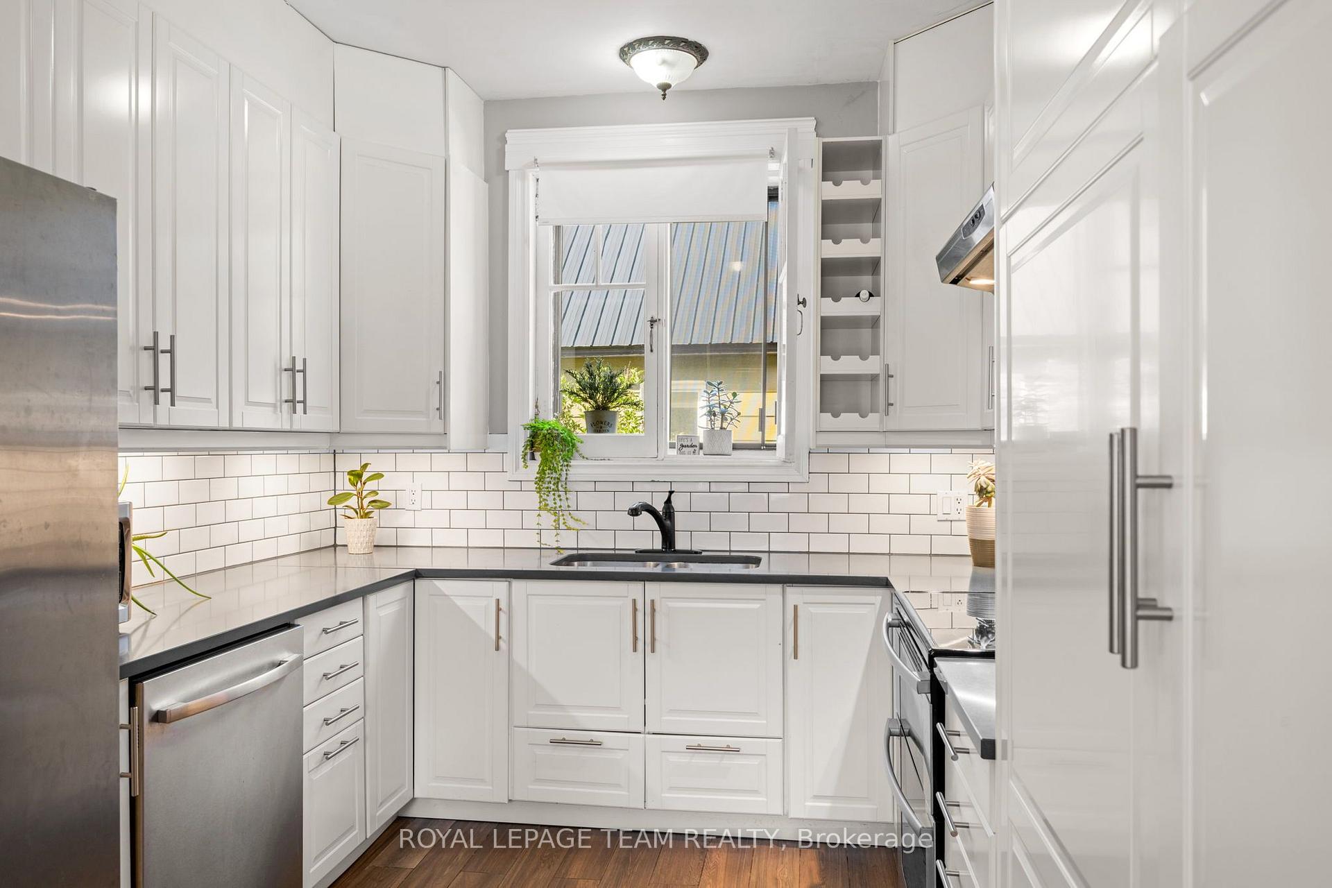 Photo 12 of 6215 Abbott Street W, Ottawa, Stittsville (Central) — HOMEH
